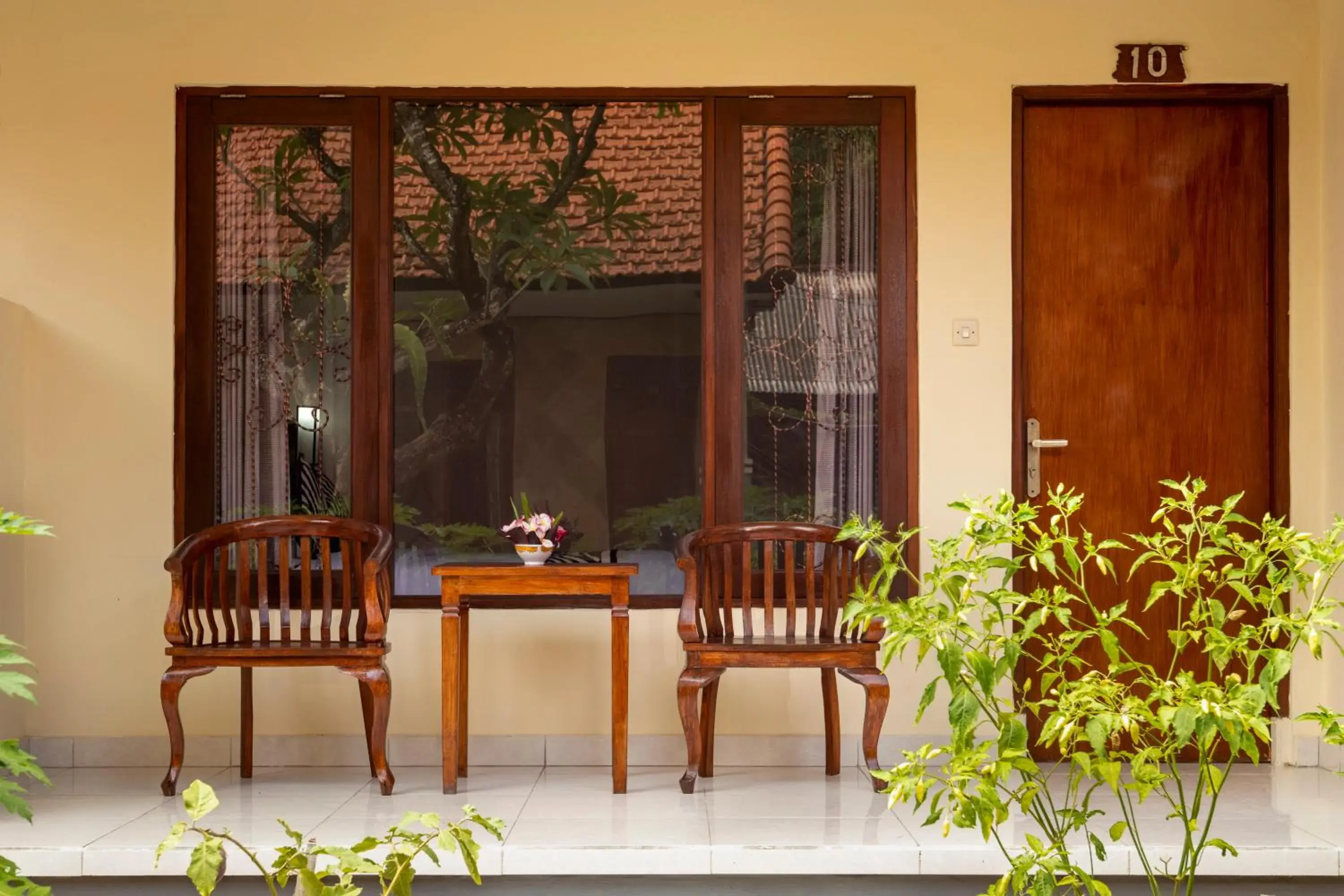 Balcony/Terrace in Suriwathi Hotel