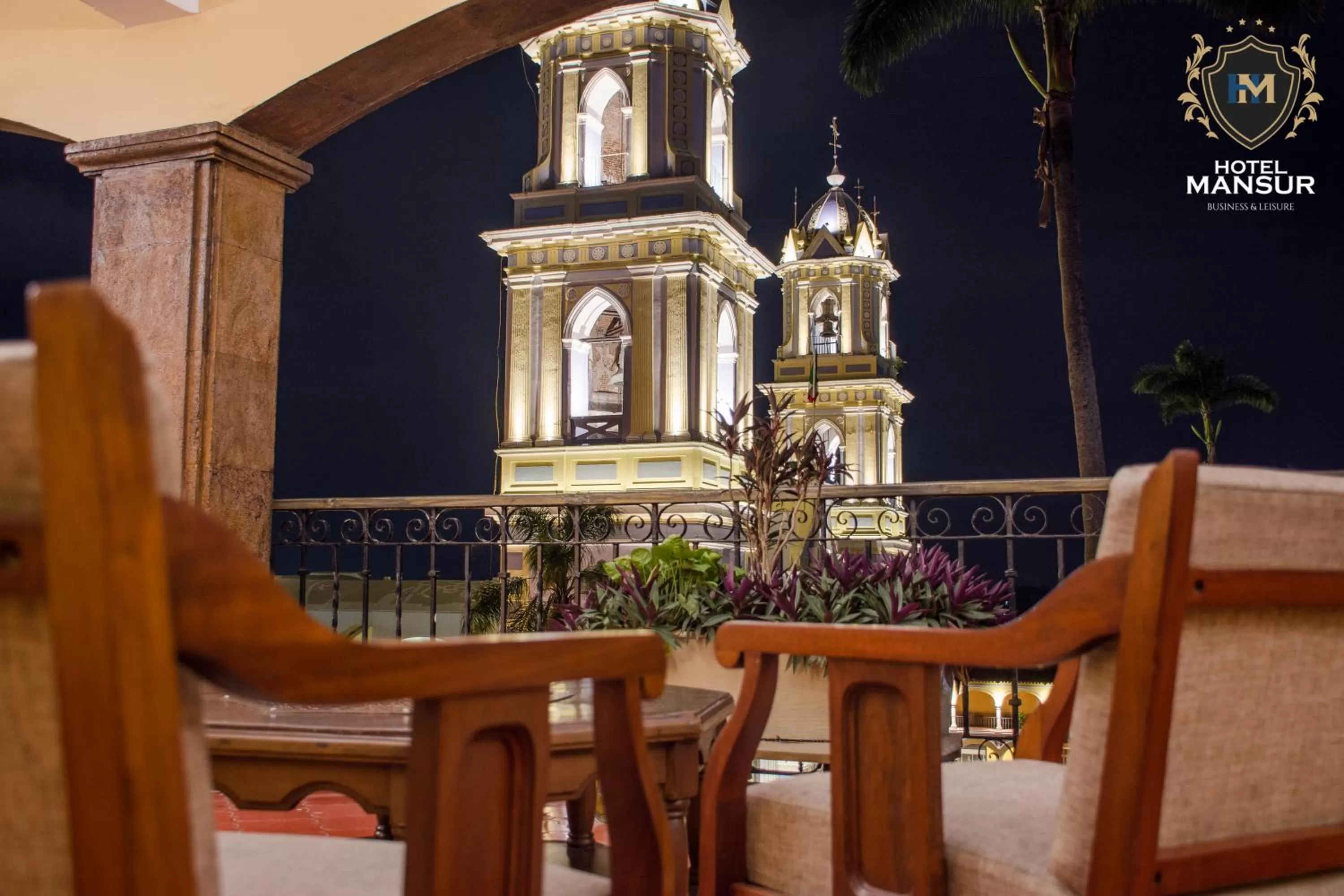 Night in Hotel Mansur Business & Leisure