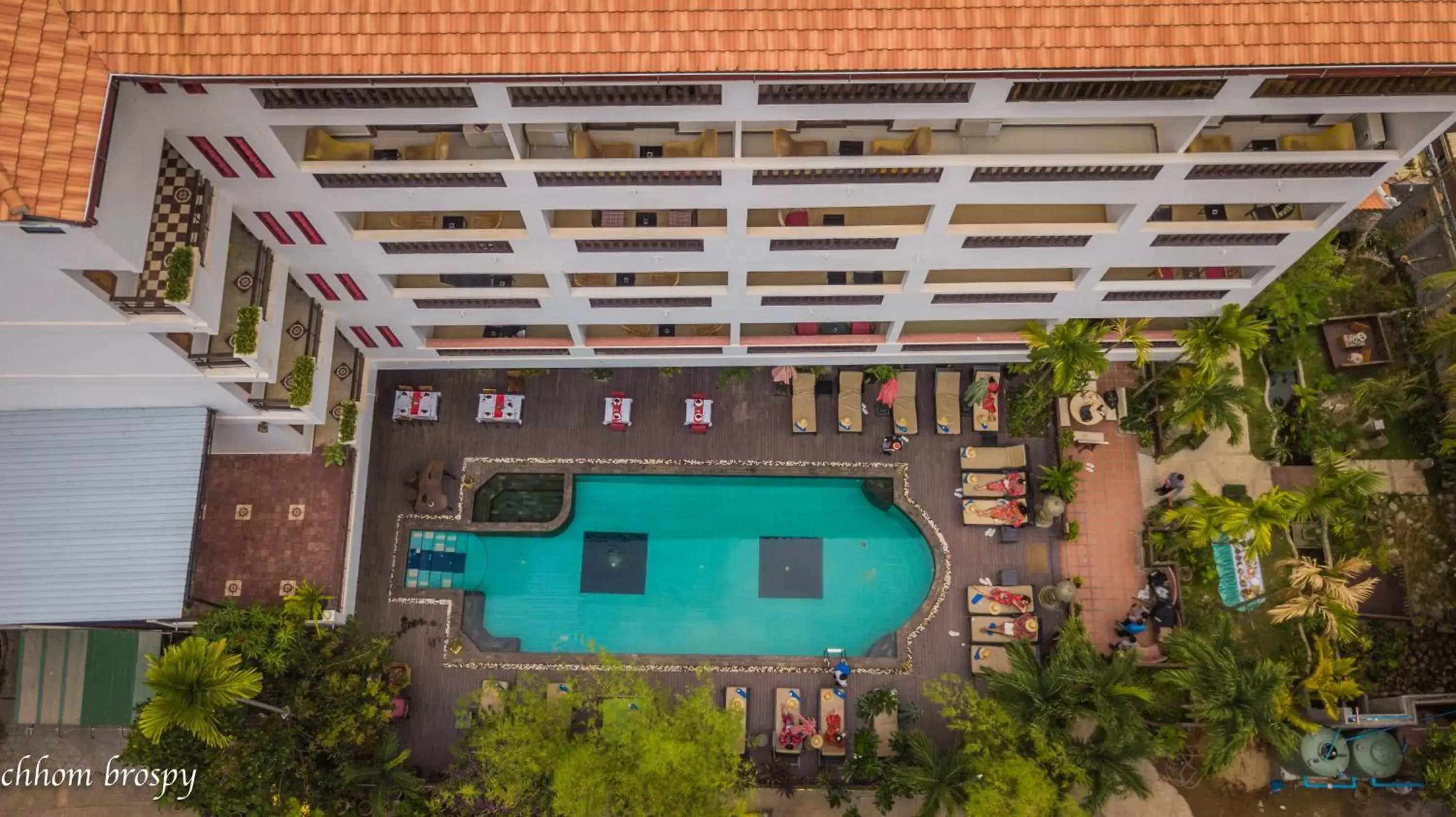 Swimming pool in Mekong Angkor Palace Inn