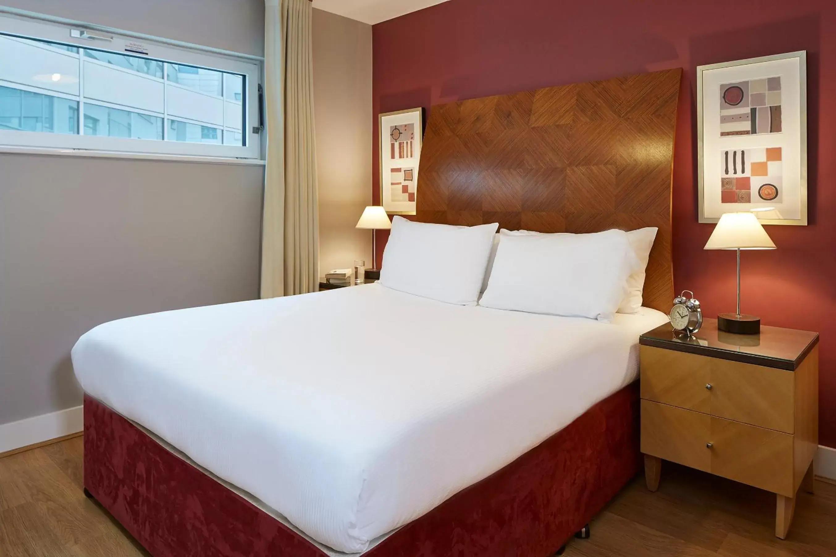 Bedroom, Bed in Marlin Apartments London Bridge - Empire Square