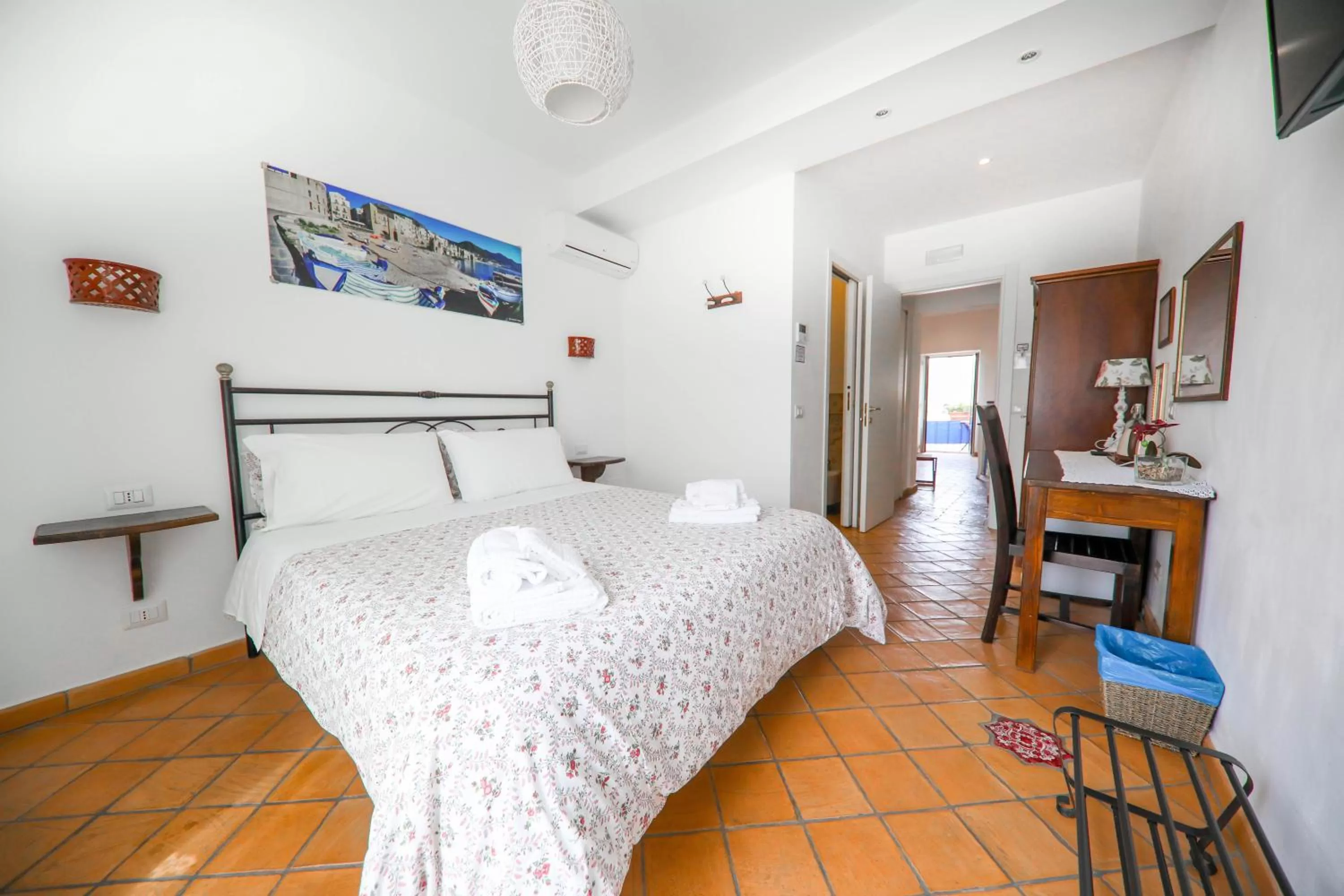 Photo of the whole room, Bed in Agrodolce B&B