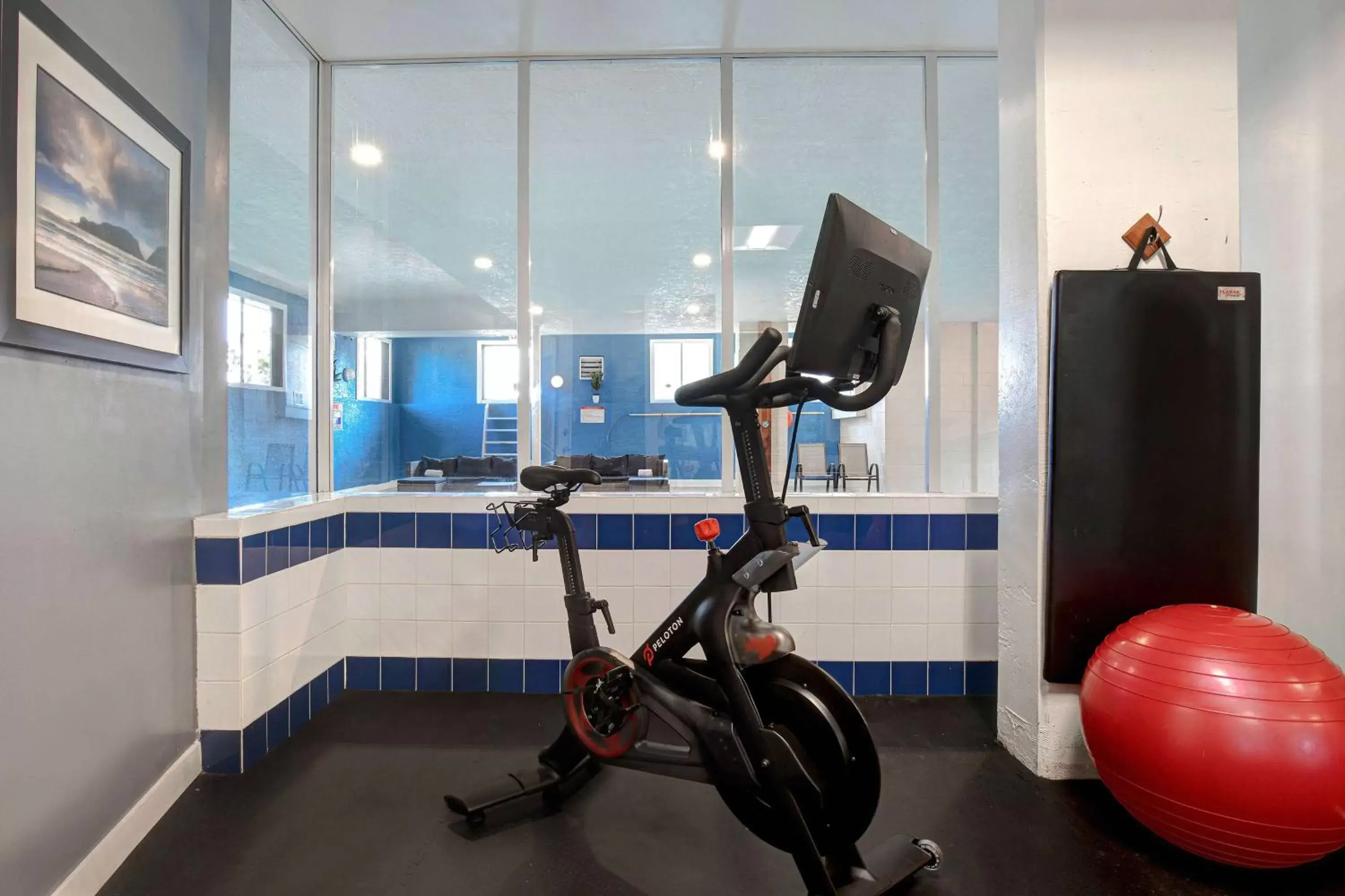 Fitness centre/facilities, Fitness Center/Facilities in Days Inn by Wyndham Victoria Uptown