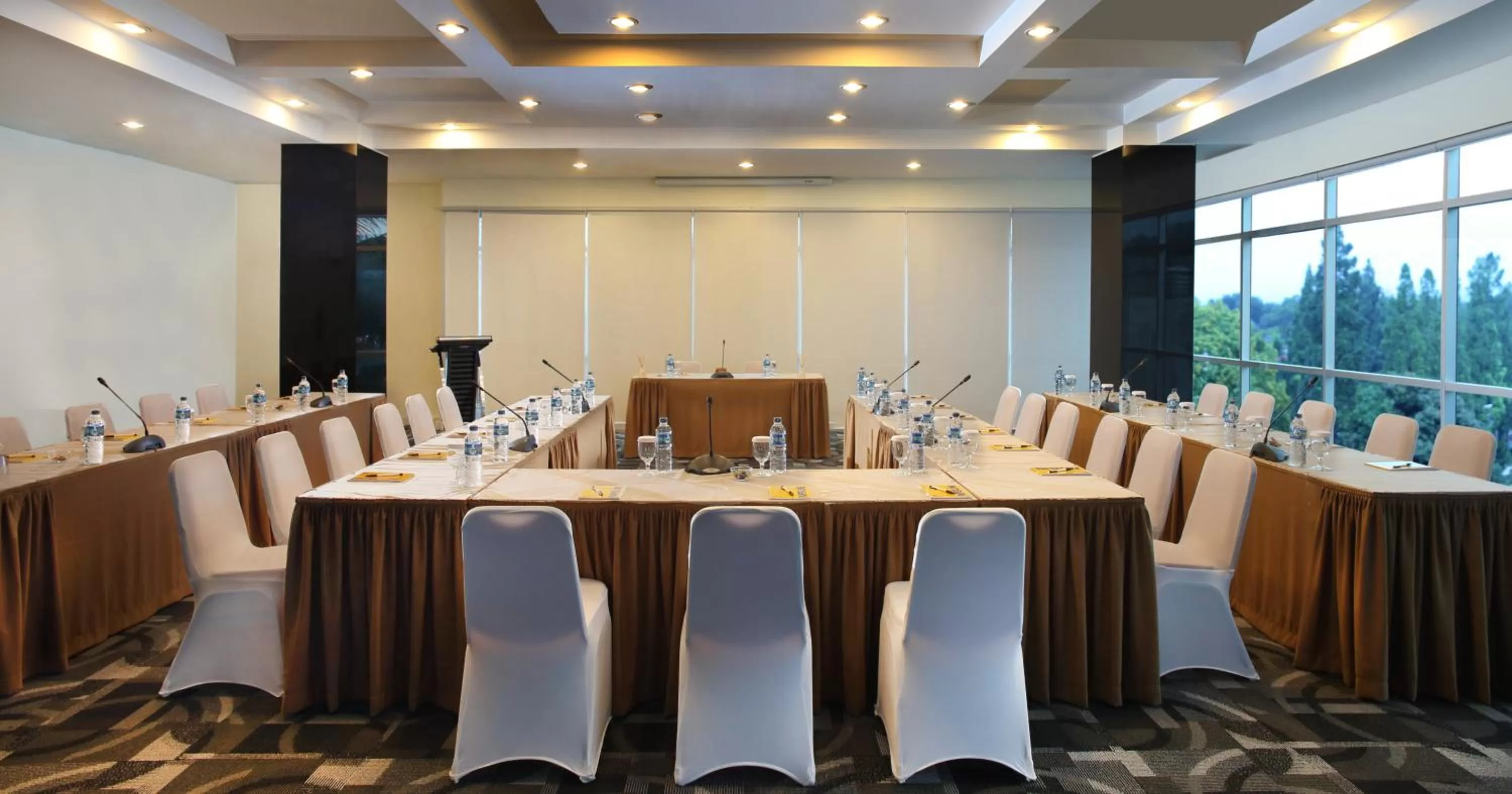 Business facilities in Patra Bandung Hotel
