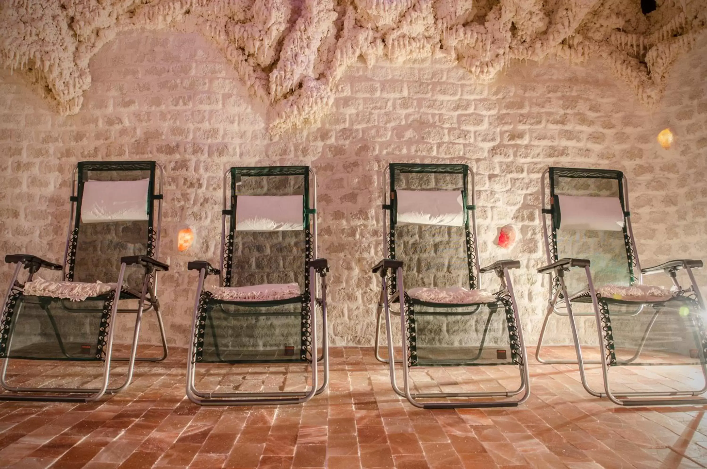 Spa and wellness centre/facilities in Danubius Hotel Helia Spa and wellness centre/facilities in Danubius Hotel Helia