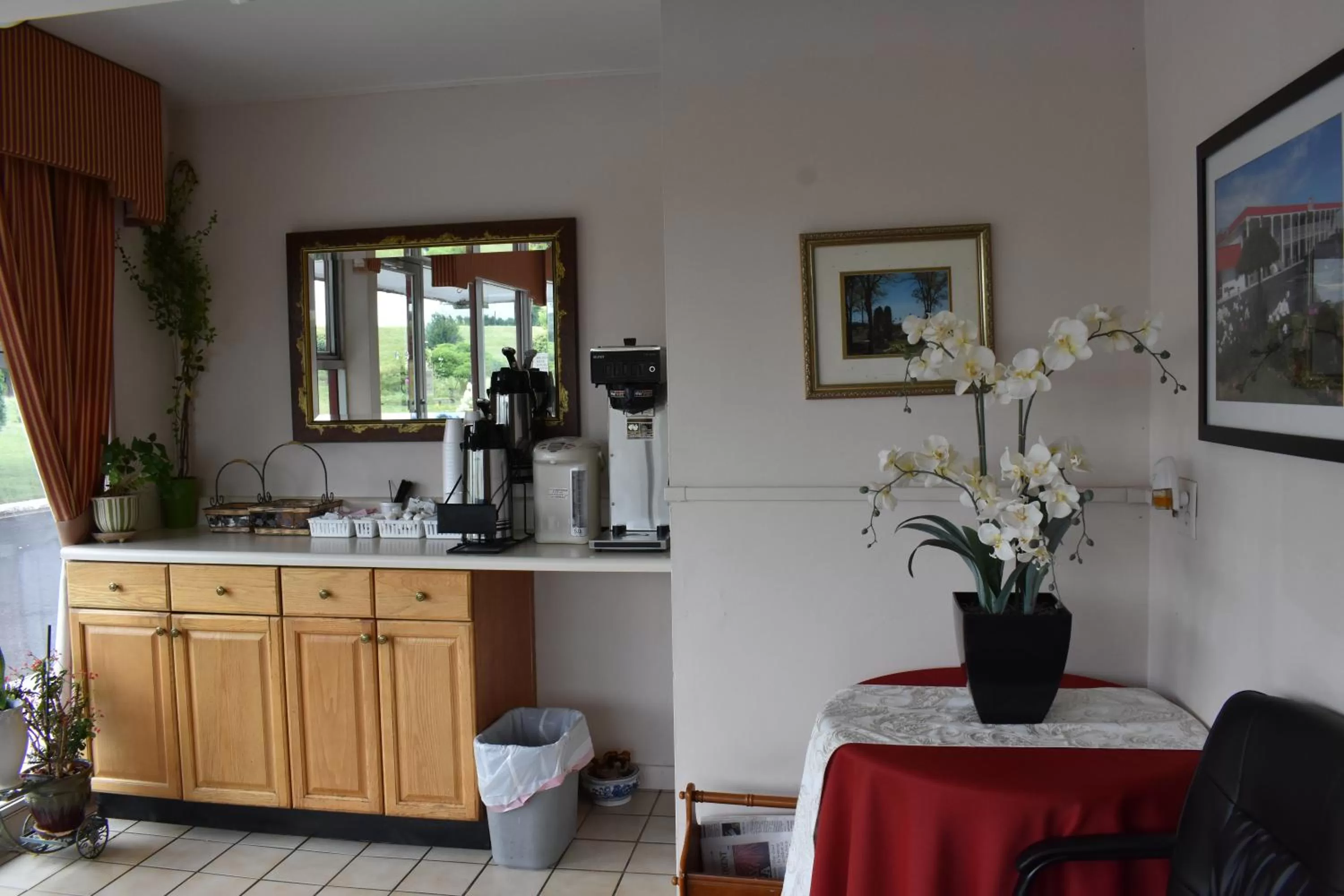 Red Carpet Inn and Suites Culpeper