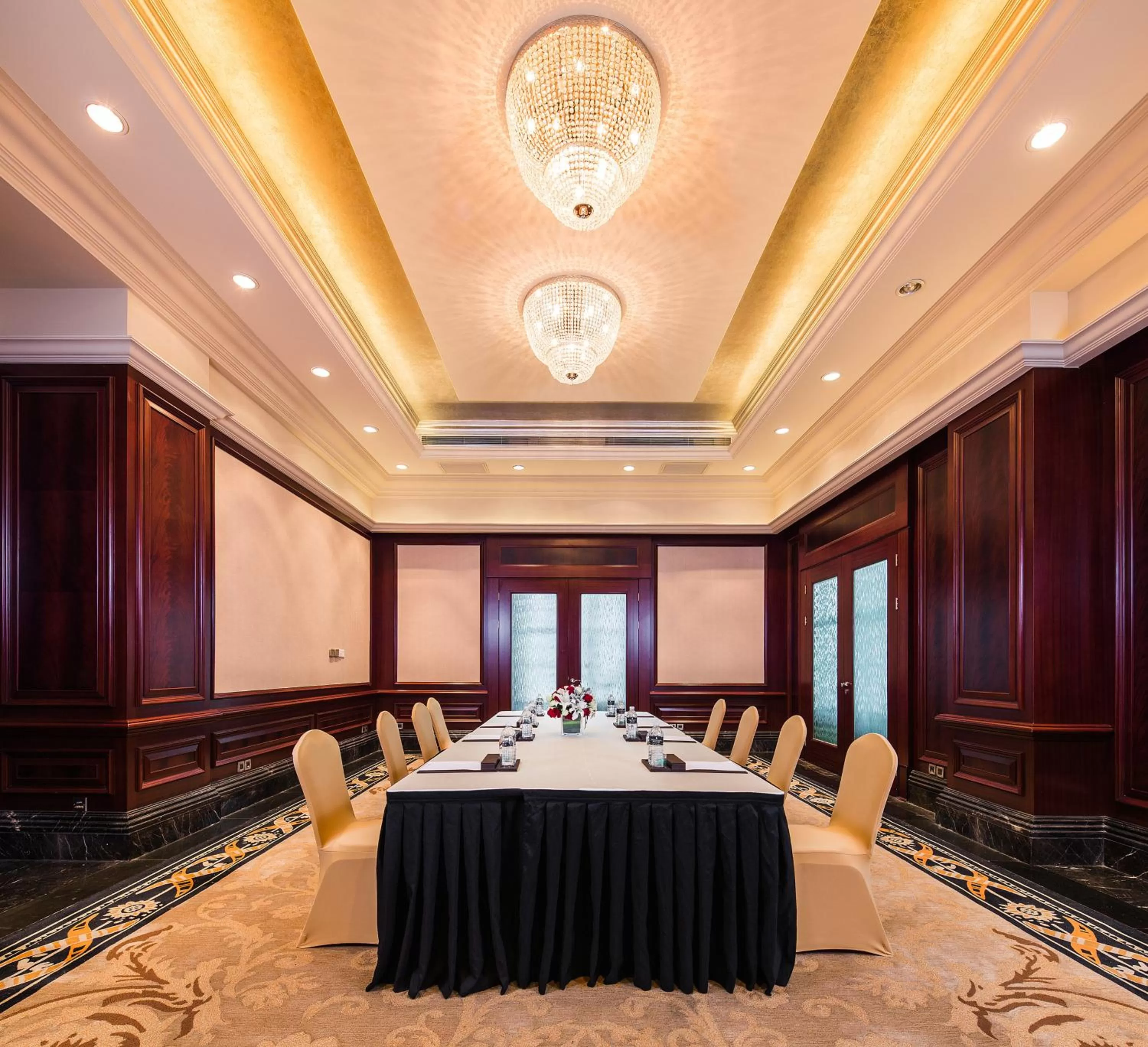 Meeting/conference room in InterContinental Shanghai Ruijin by IHG - Downtown Historic Iconic Garden Hotel