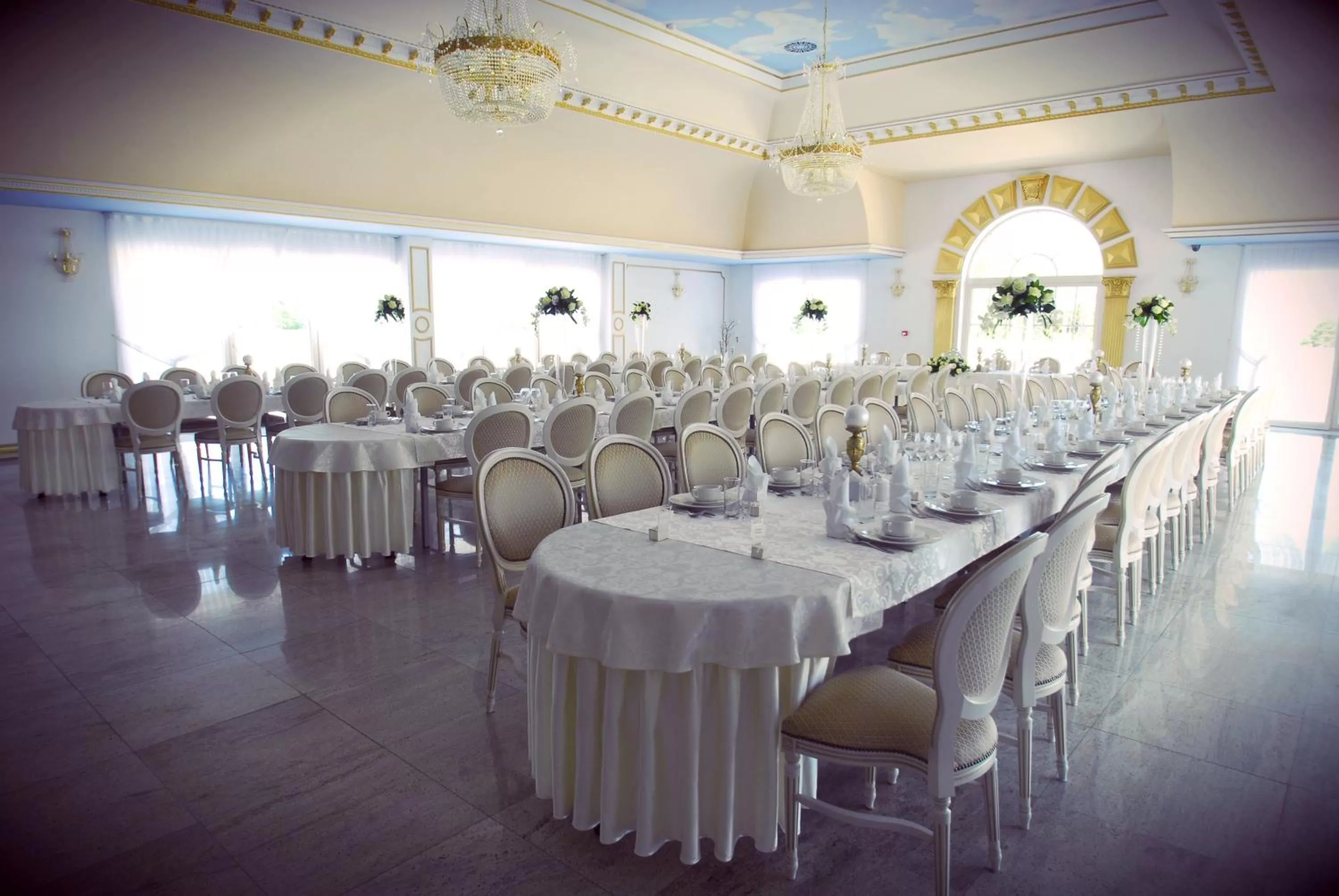 Banquet/Function facilities in Hotel Kiston