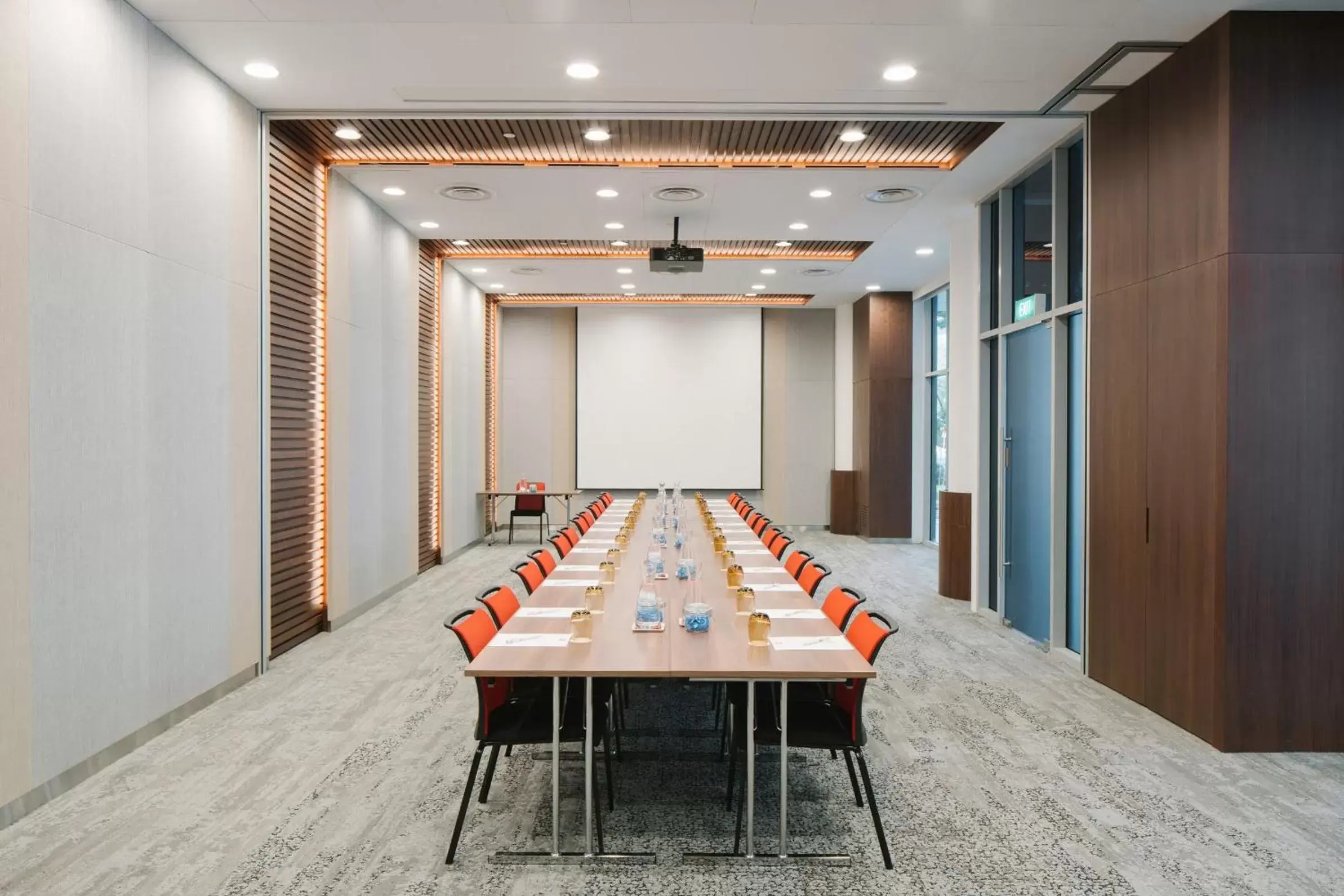 Meeting/conference room in Ibis Singapore on Bencoolen