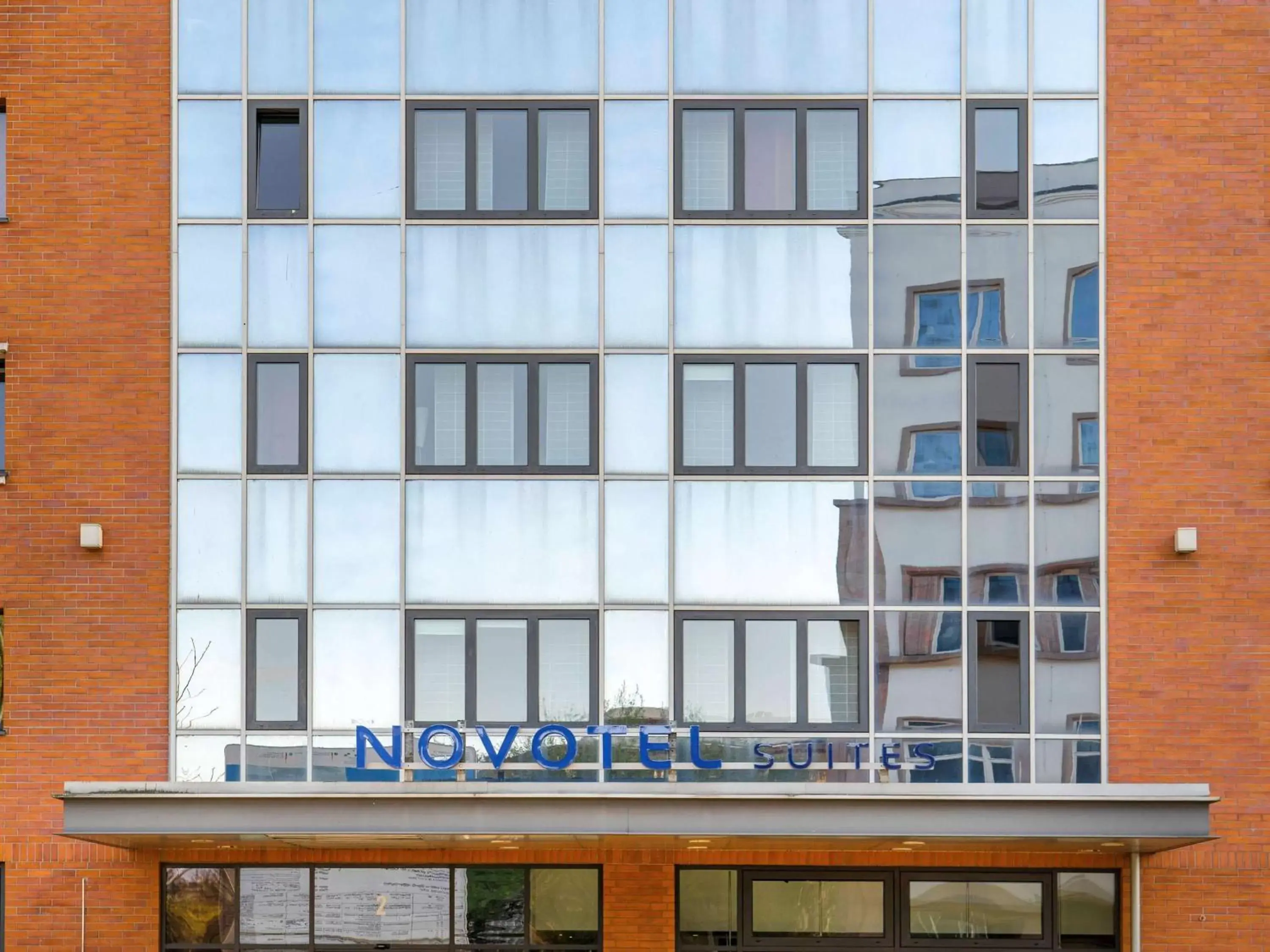 Property Building in Novotel Suites Berlin City Potsdamer Platz