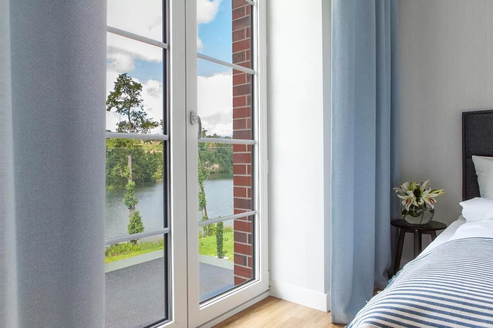 Garden view, Bed in Leśny Dwór