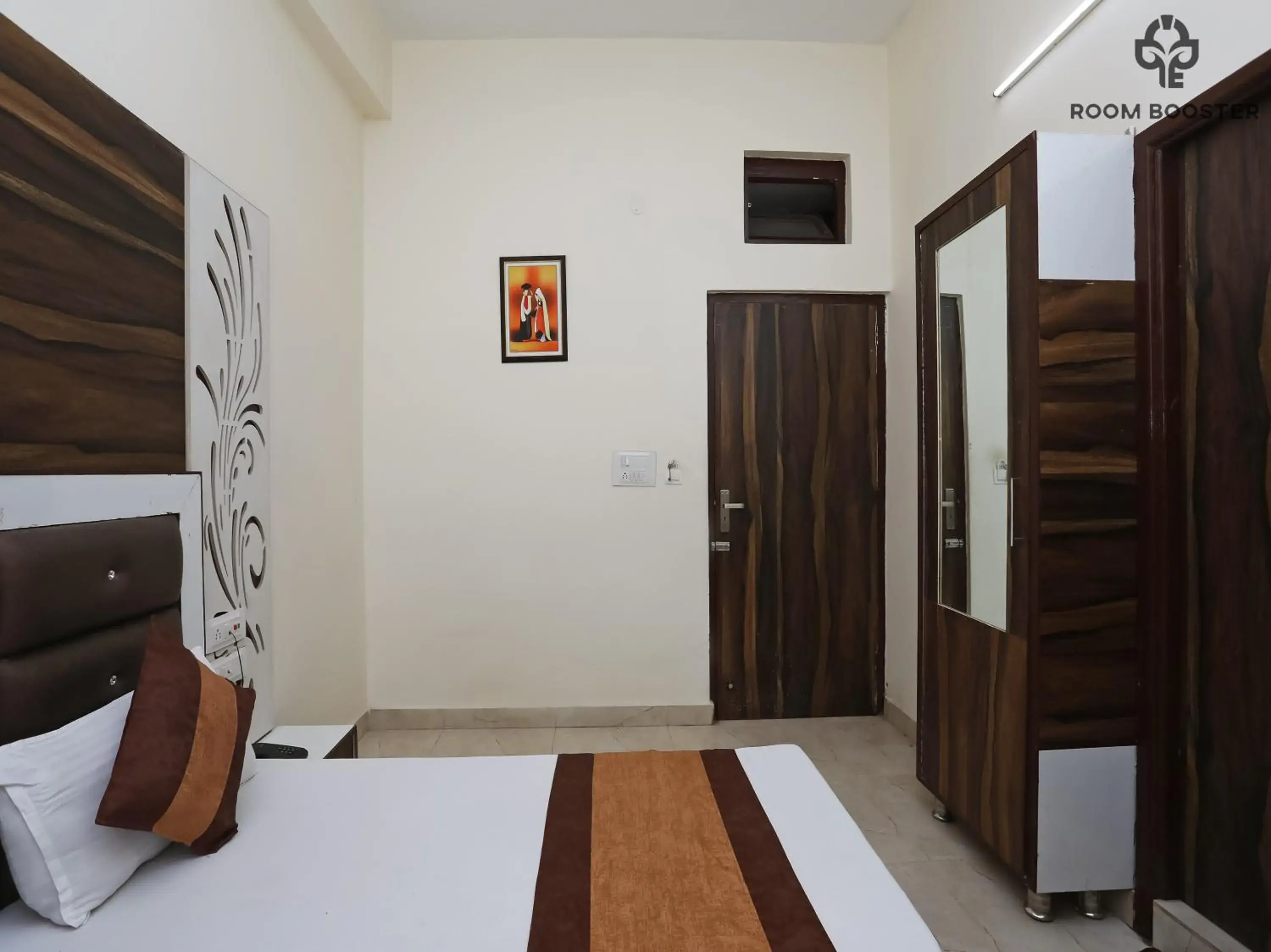 Hotel Sehmi's Best Rest Inn