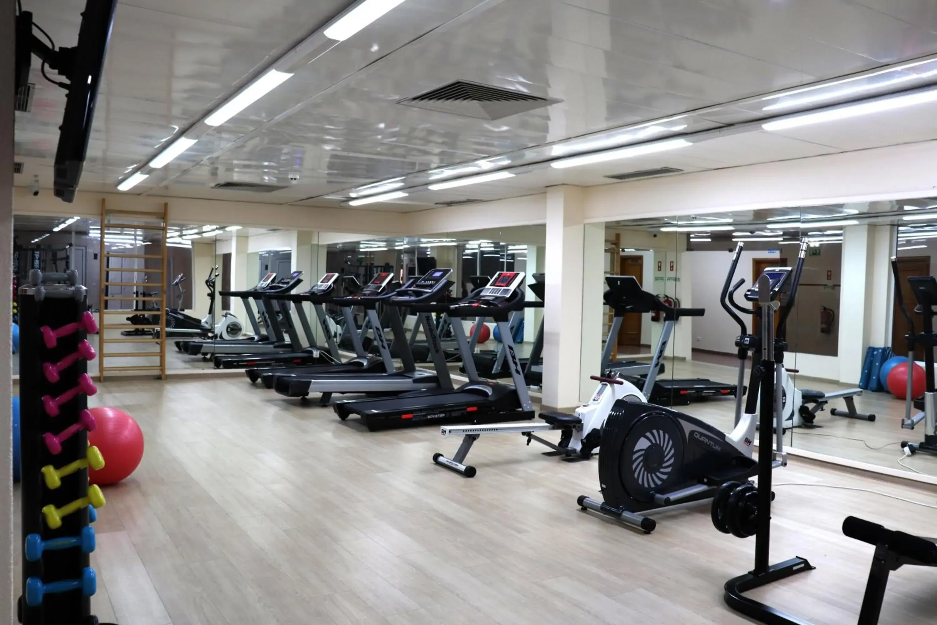 Fitness centre/facilities, Fitness Center/Facilities in Luna Miramar Club