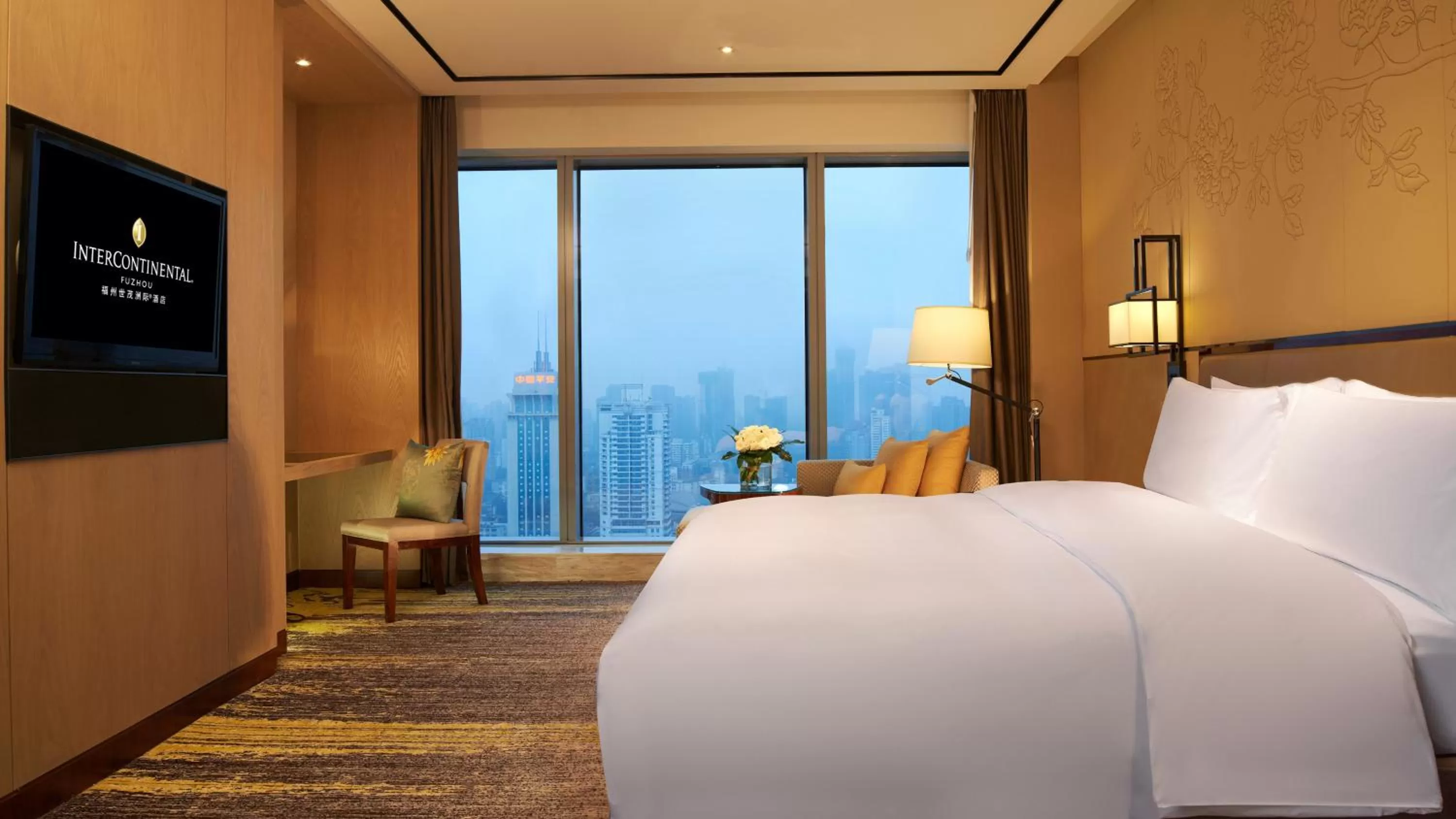Photo of the whole room, Bed in InterContinental Fuzhou