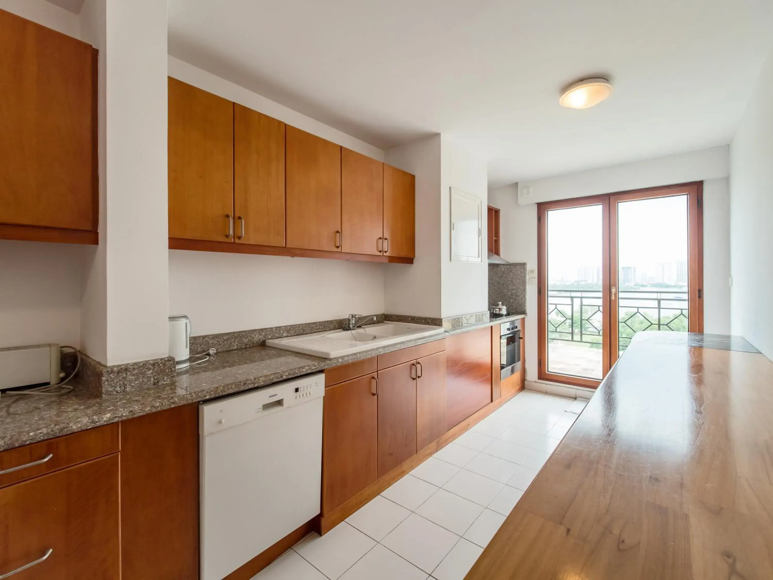 Kitchen/Kitchenette in Saigon Domaine Luxury Residences