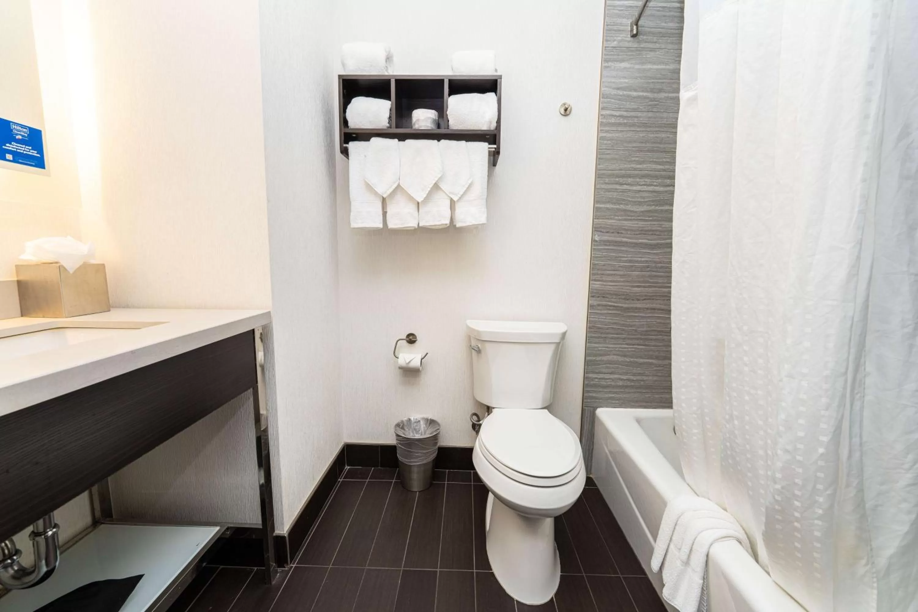 Bathroom in Hampton Inn San Francisco Downtown/Convention Center