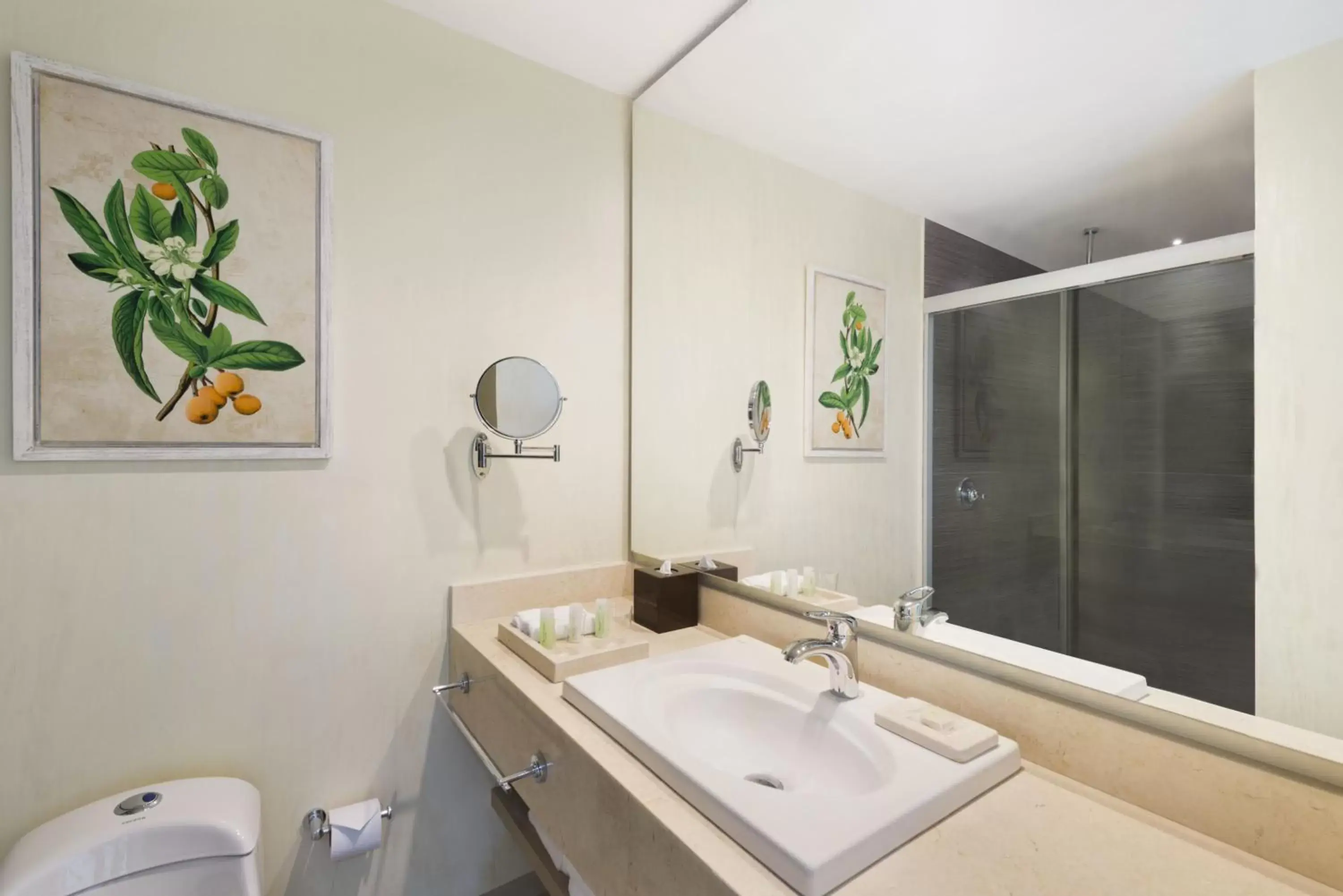 Bathroom in Wyndham Garden Barranquilla