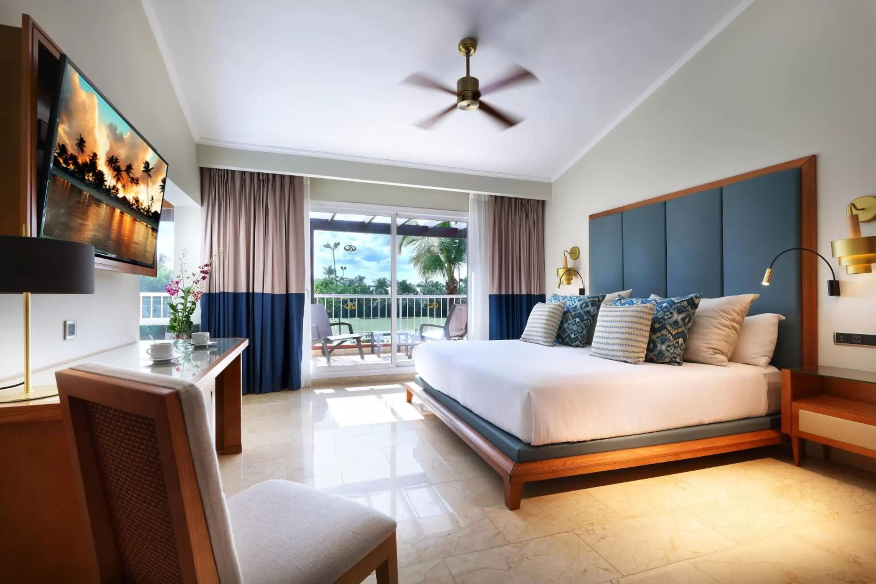 Bedroom, Seating Area in Grand Palladium Punta Cana Resort & Spa - All Inclusive