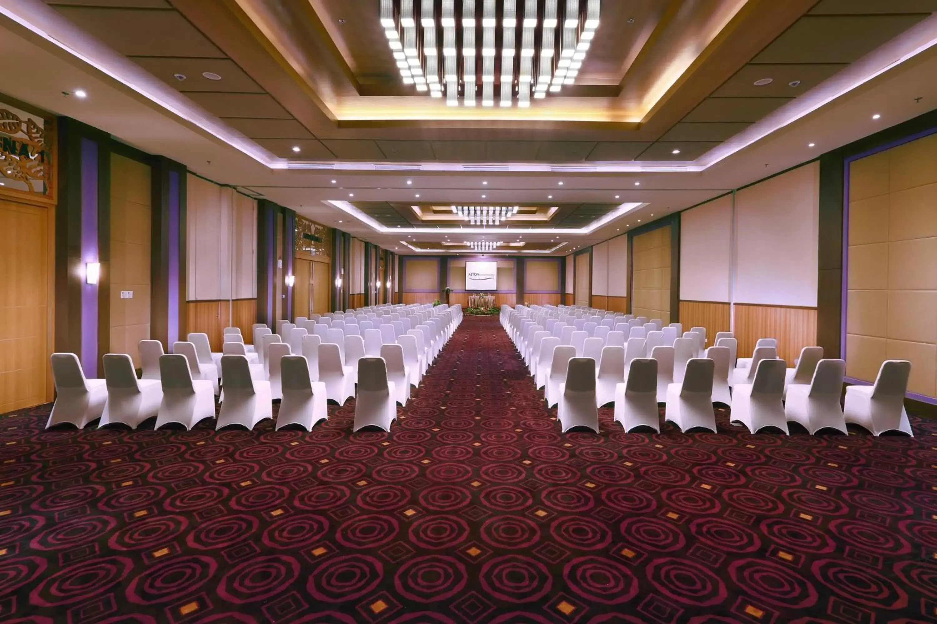 Meeting/conference room in ASTON Bojonegoro City Hotel