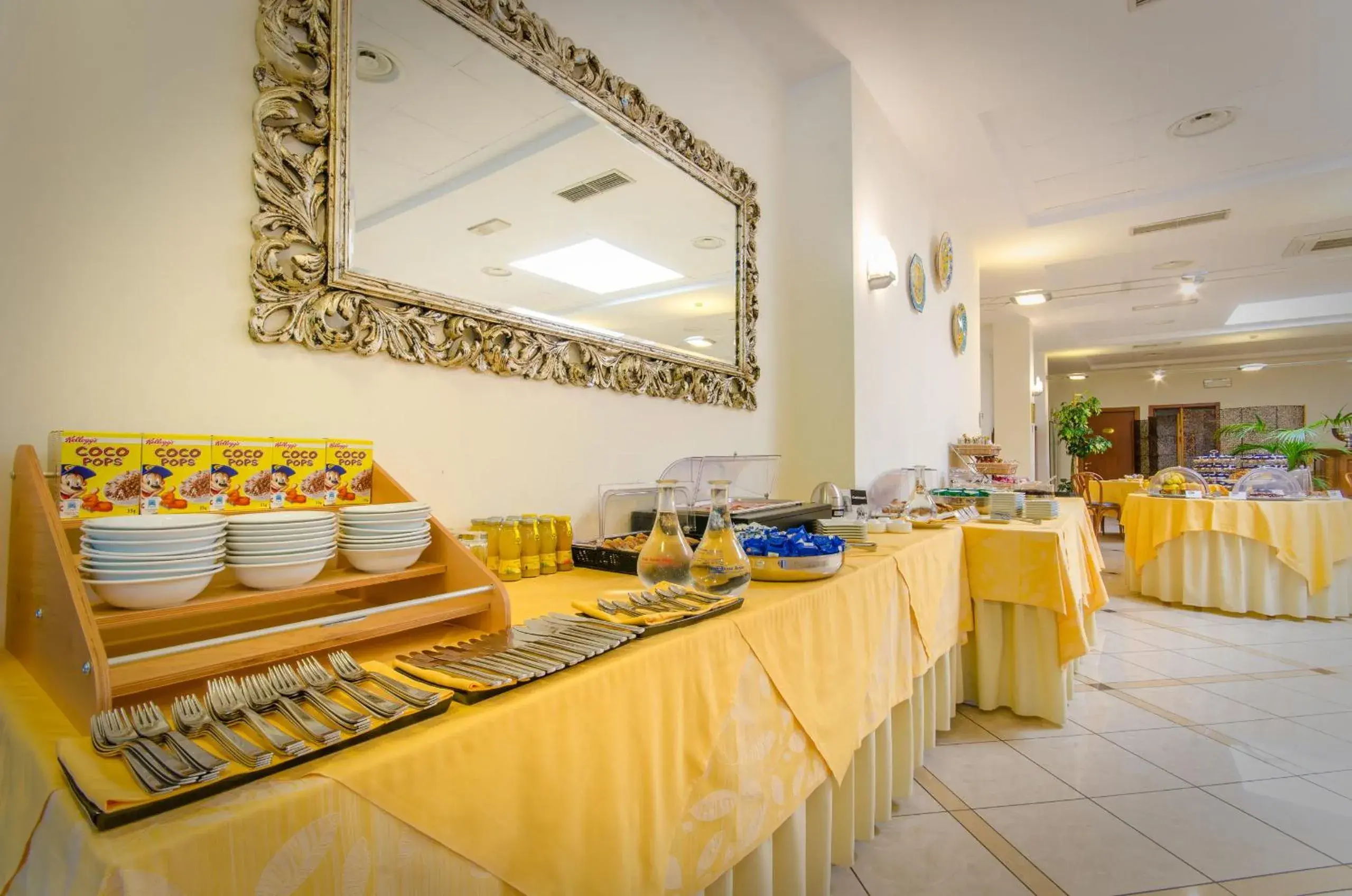 Restaurant/places to eat in Hotel Federico II