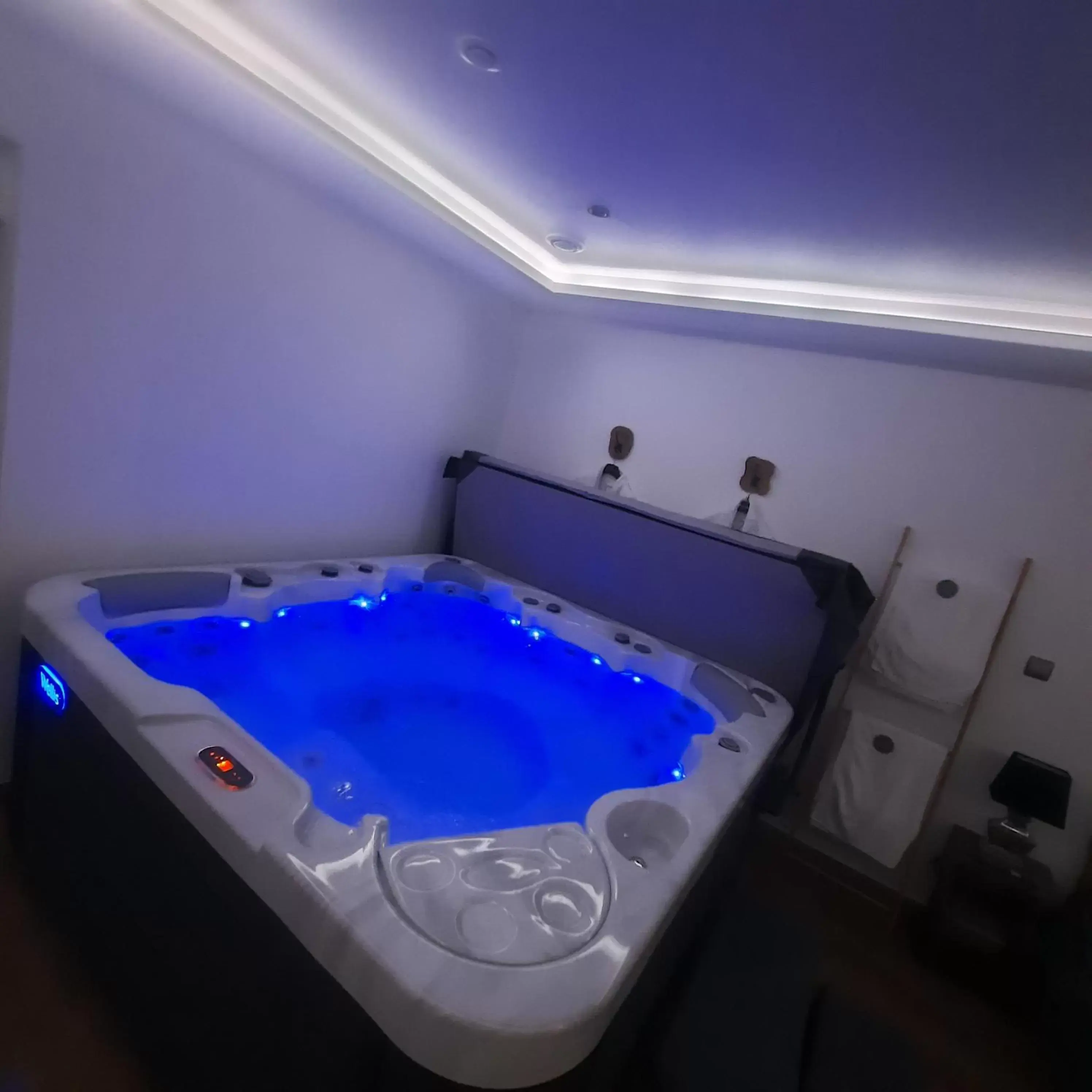 Loft Spa Led & bo