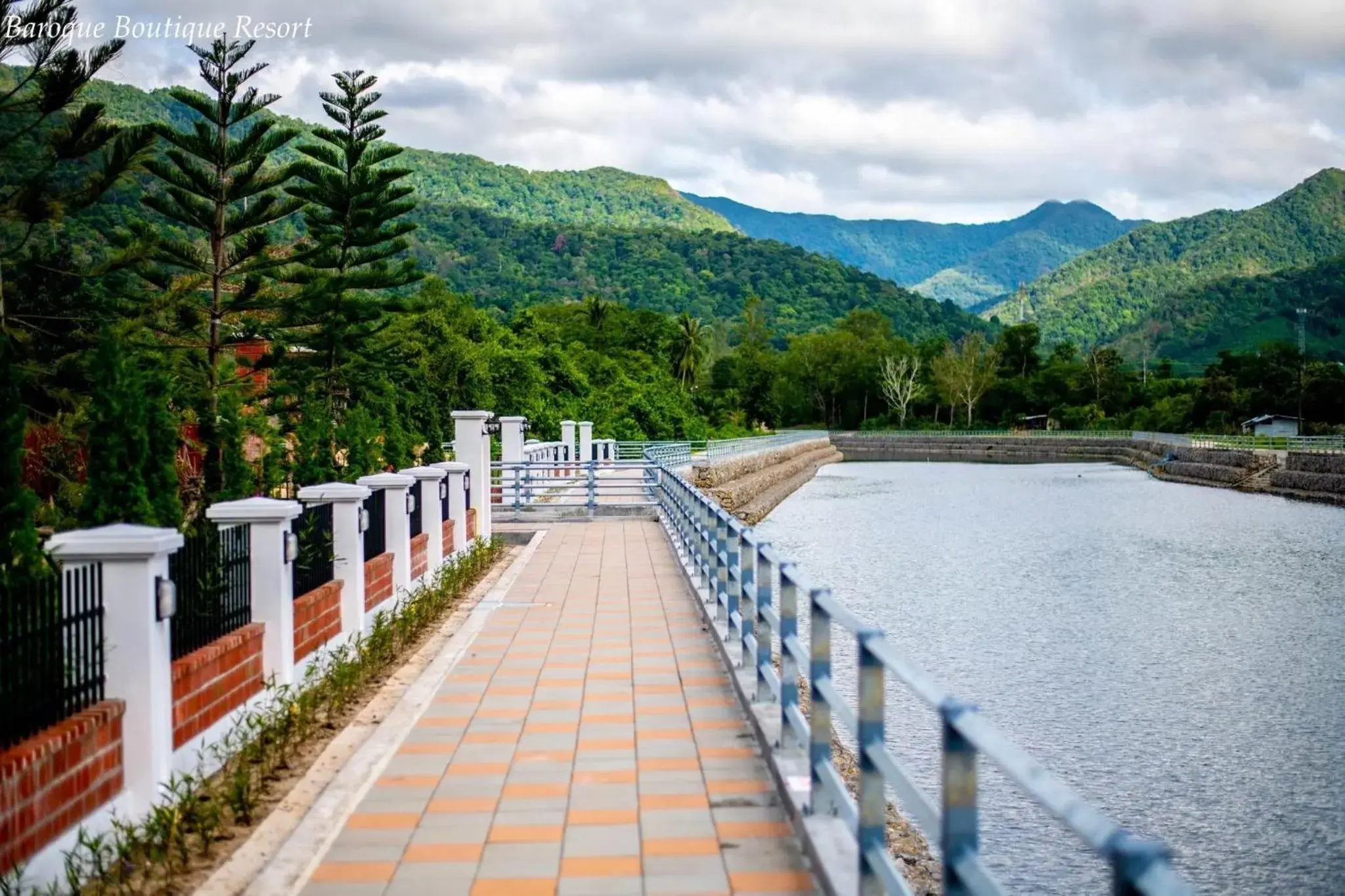 Mountain view in Baroque Boutique Resort Mountain view in Baroque Boutique Resort