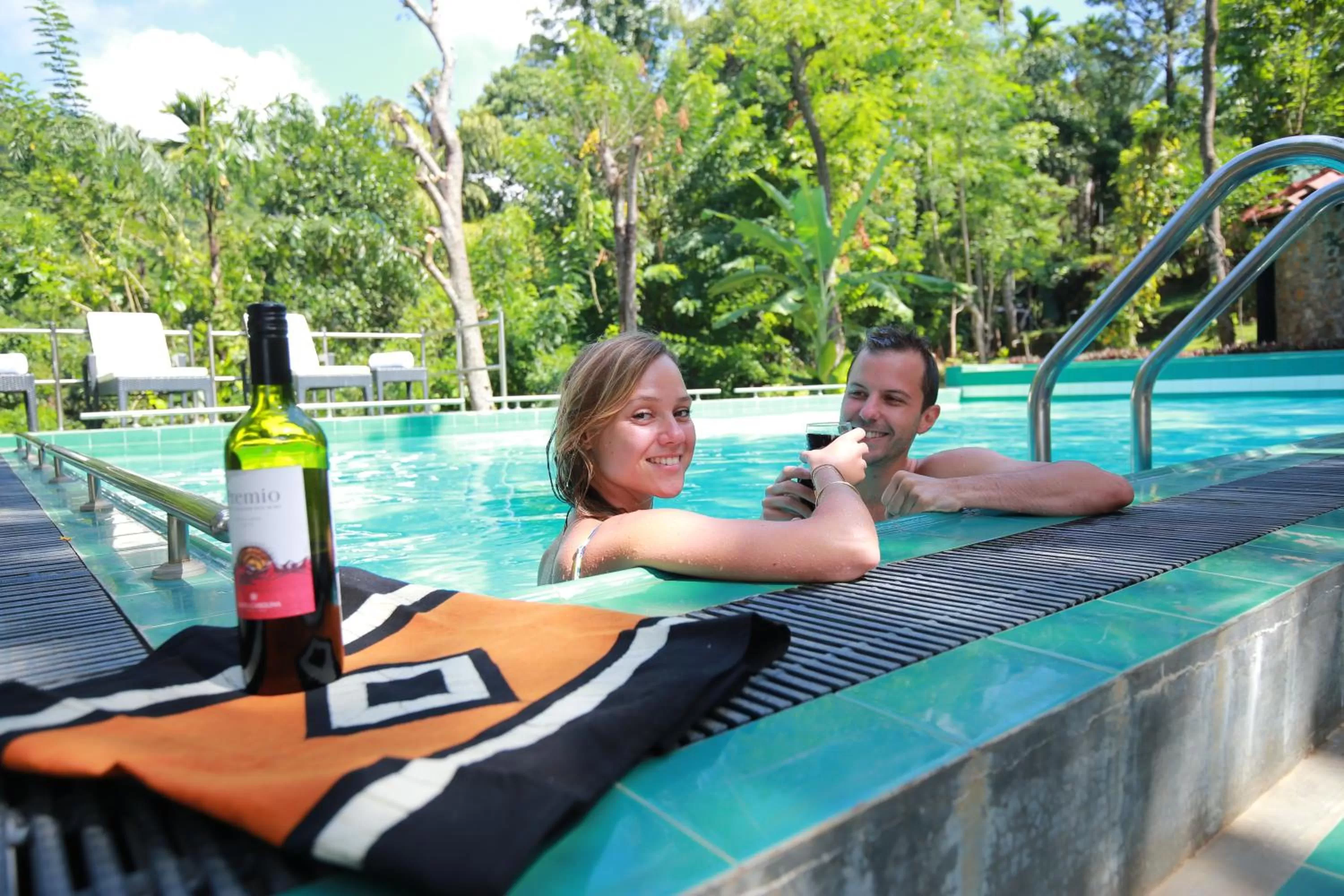 Swimming pool in Ella Planters Bungalow