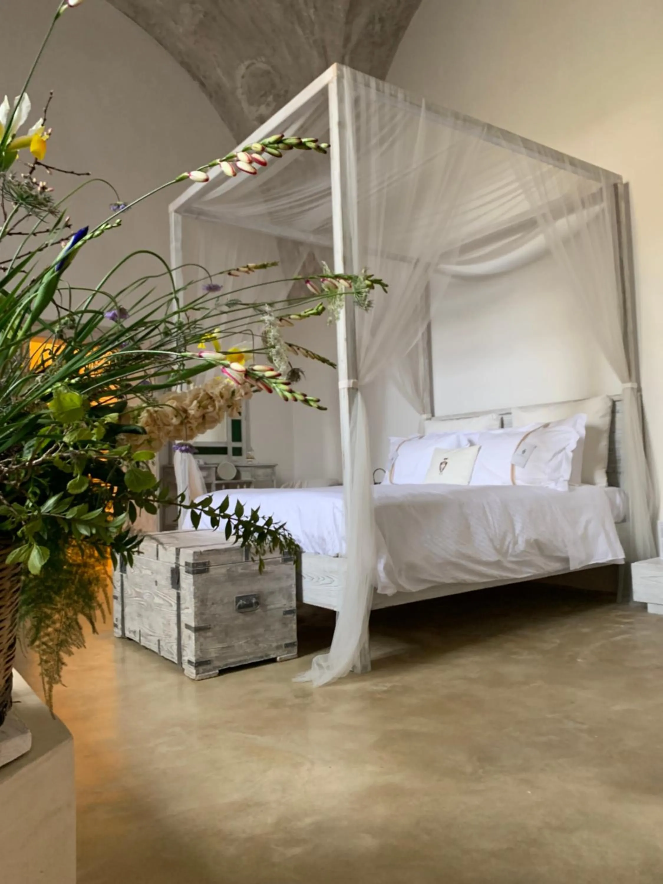 Decorative detail, Bed in Palazzo Castriota