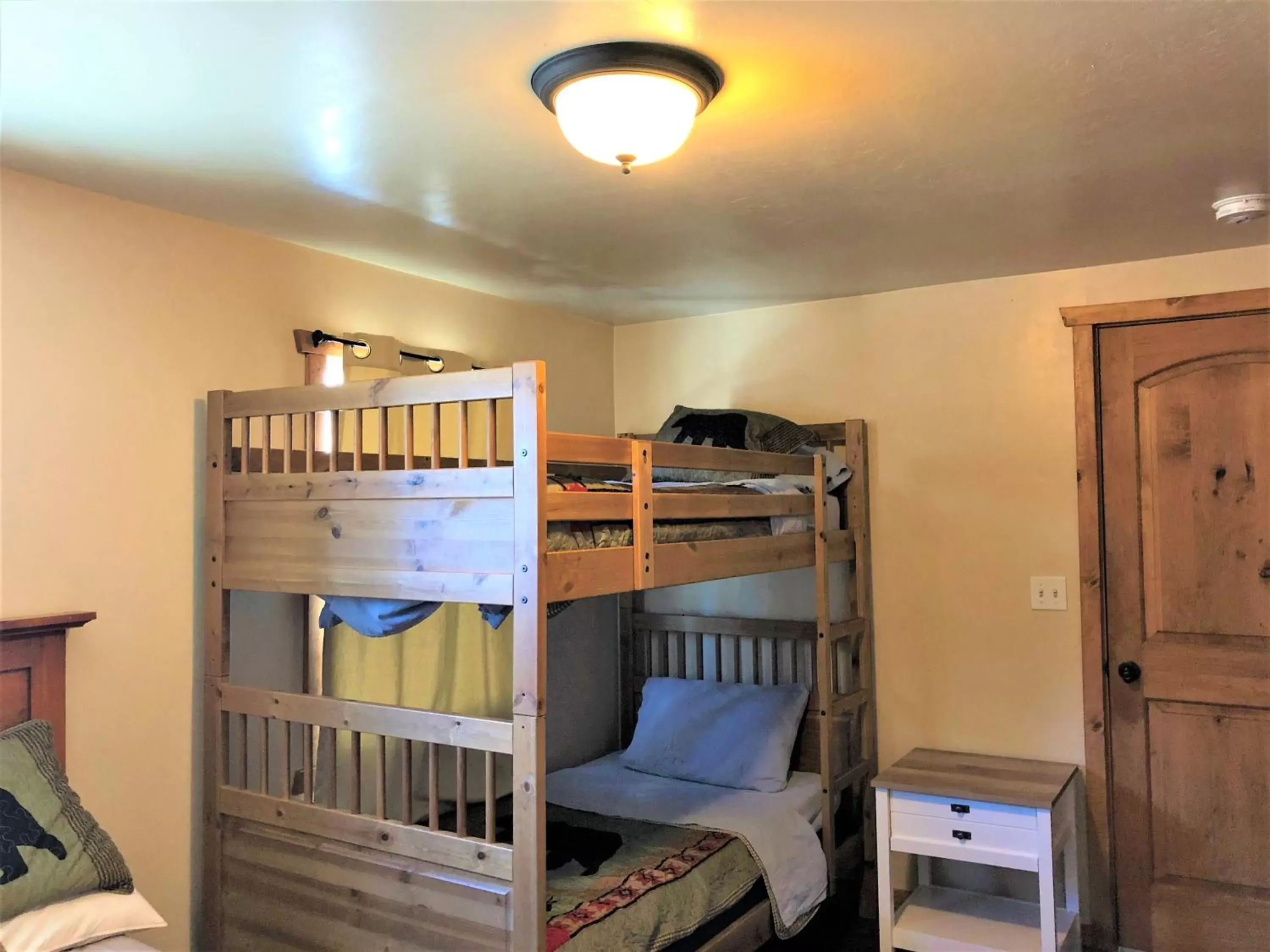 Bunk Bed in Blue Horizon Lodge