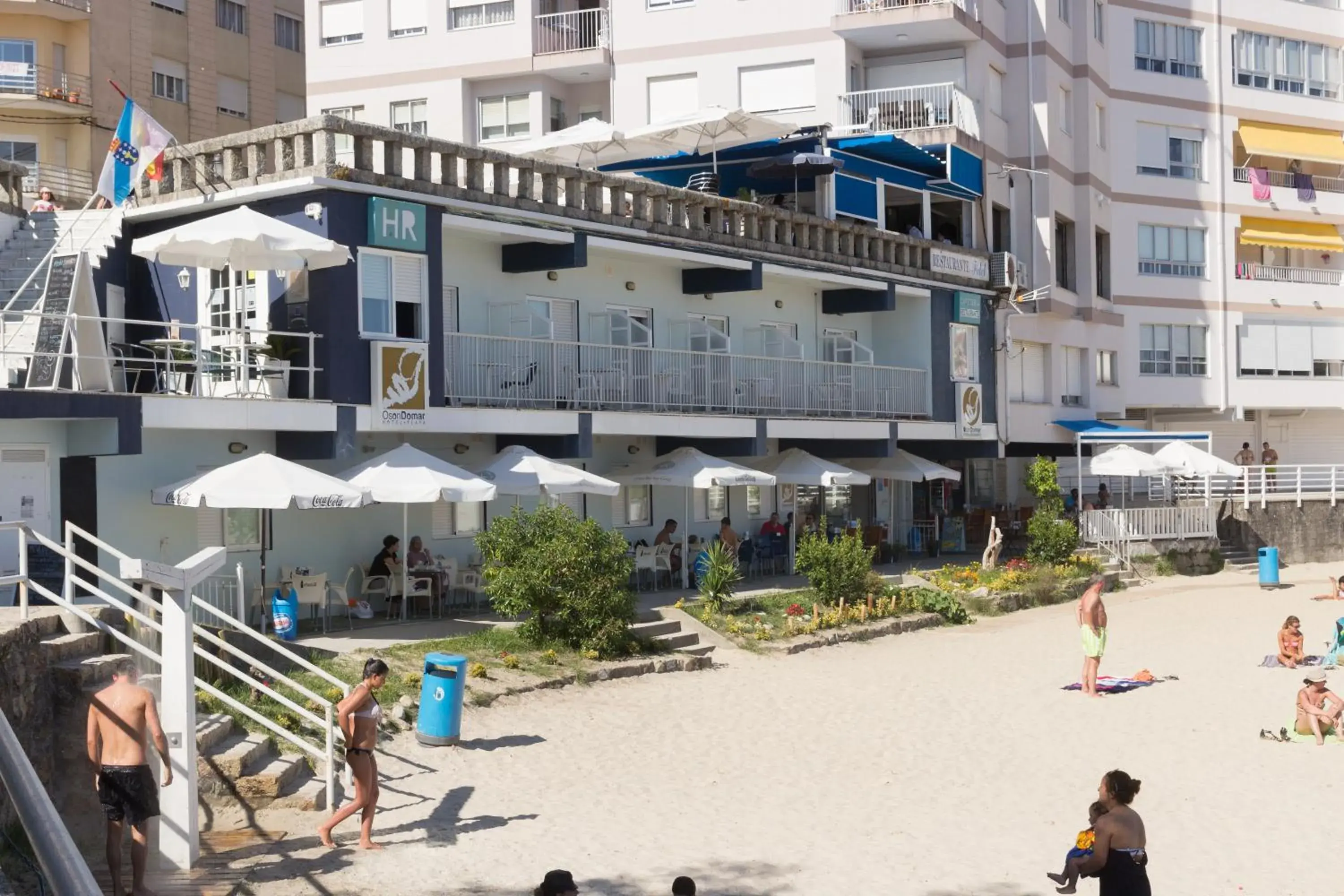 Restaurant/places to eat, Property Building in O Son Do Mar