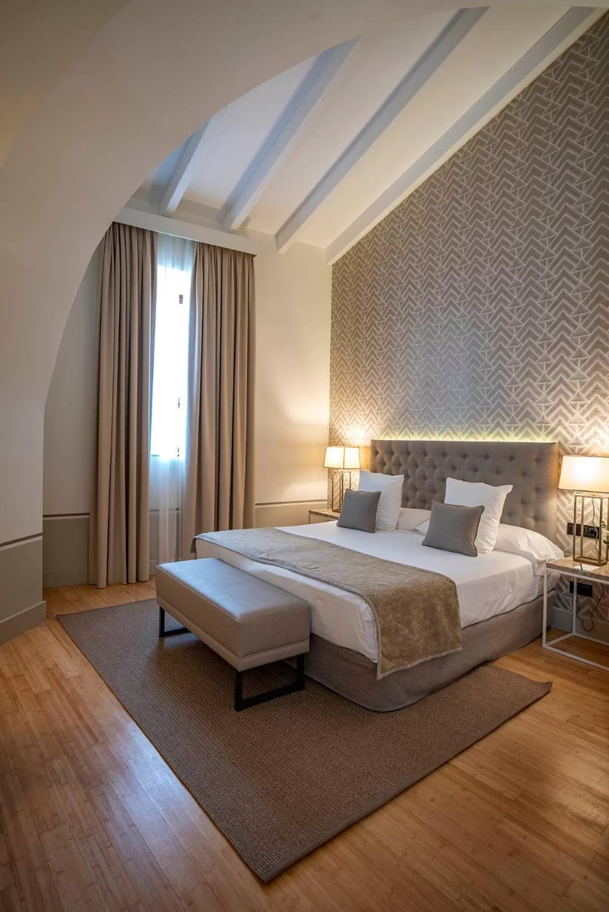 Bed in Hospes Palacio de Arenales & Spa