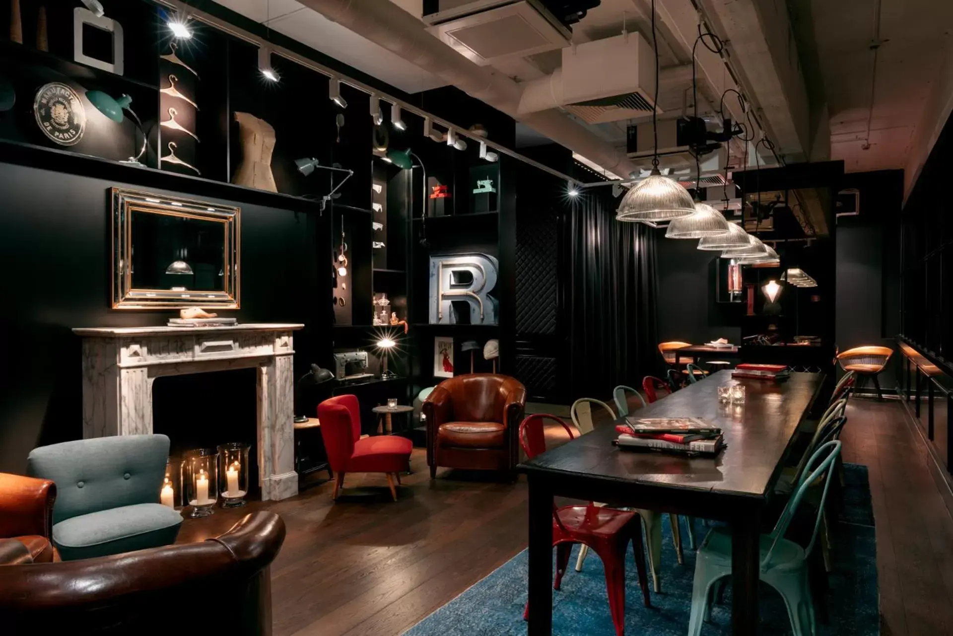 Lounge or bar, Restaurant/Places to Eat in Ruby Coco Hotel Dusseldorf