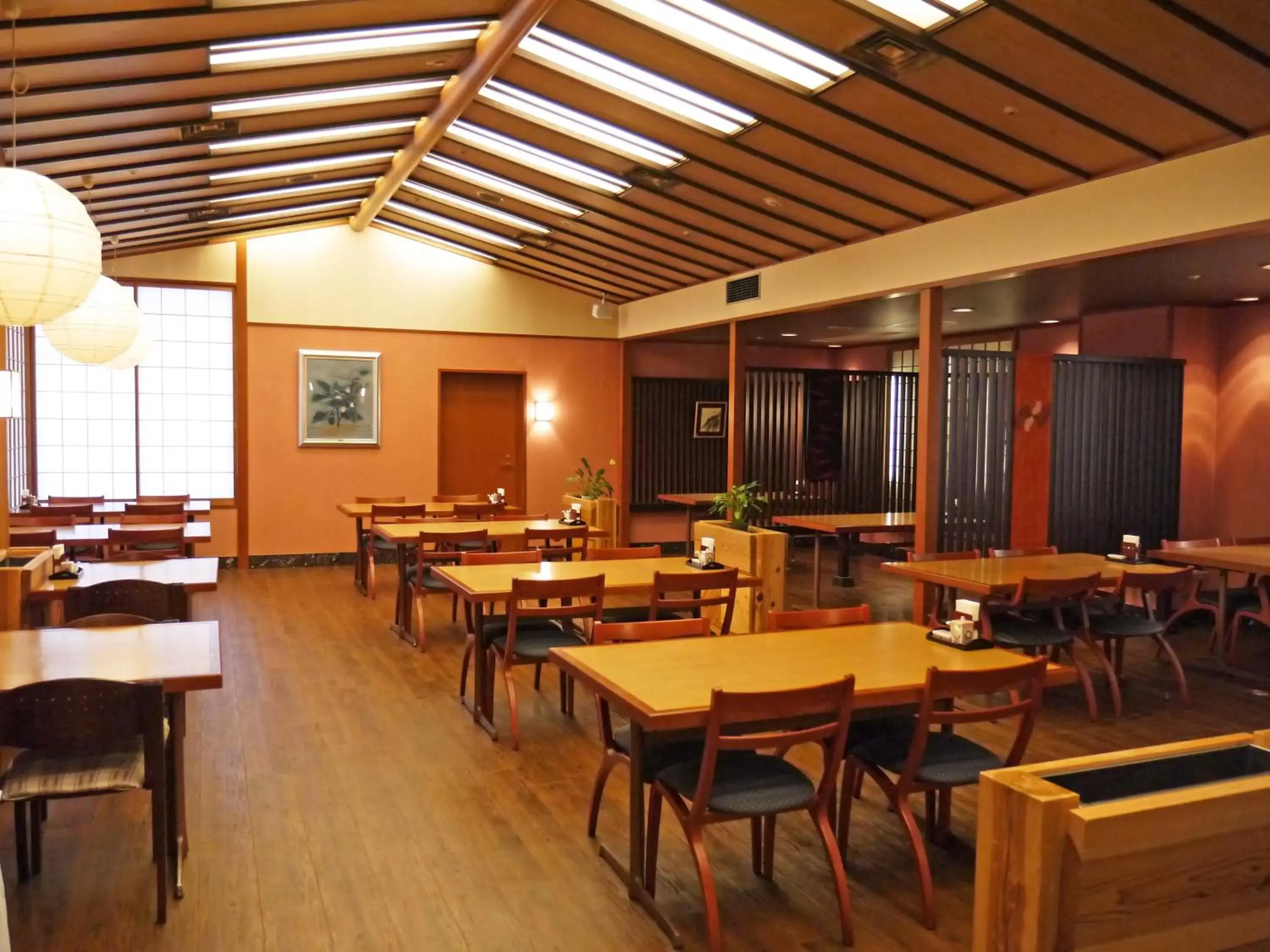 Restaurant/Places to Eat in Hotel Monarque Tottori
