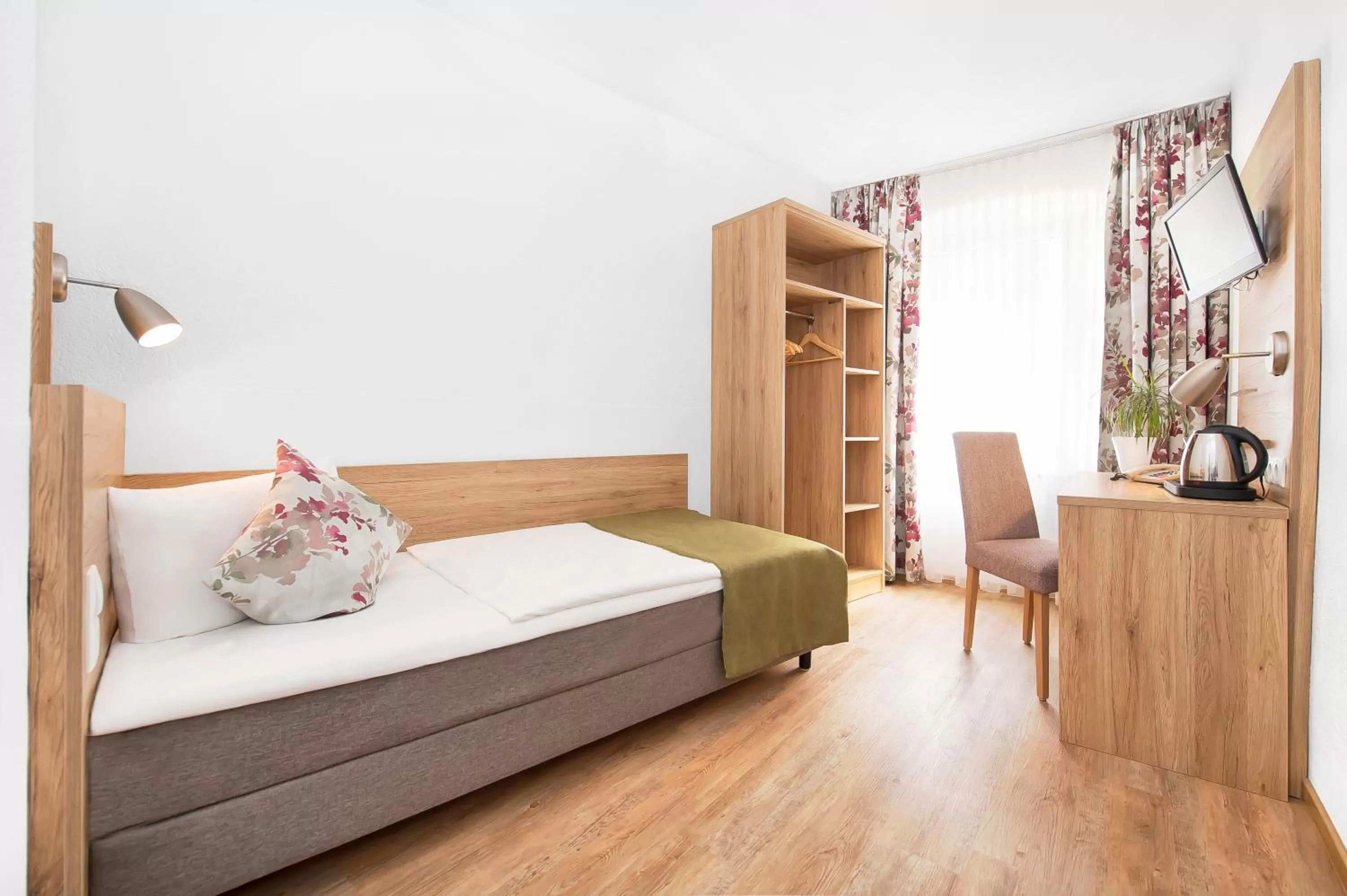 Photo of the whole room, Bed in Hotel Andres