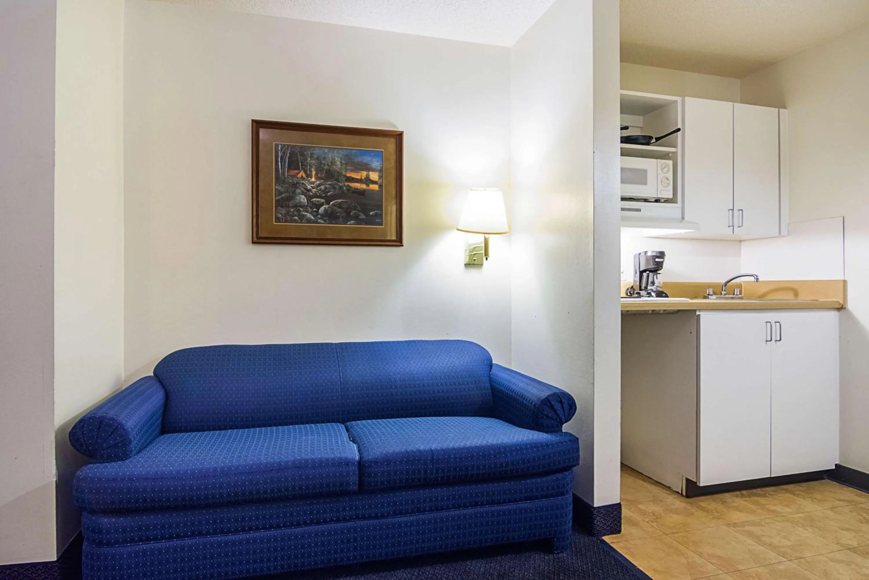 Photo of the whole room in Motel 6-Fayetteville, NC - Fort Liberty Area