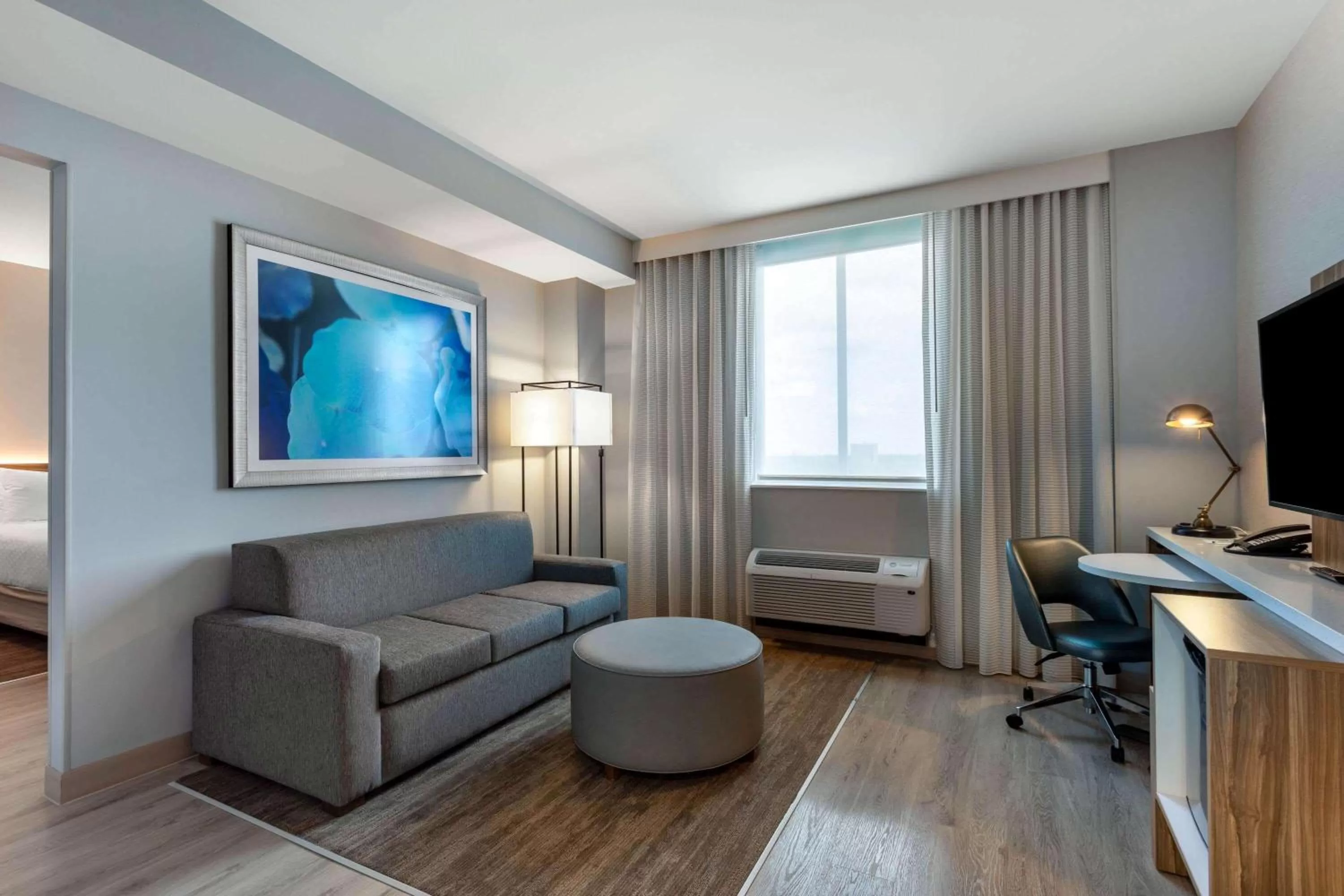 Photo of the whole room in Wyndham Garden Miami International Airport