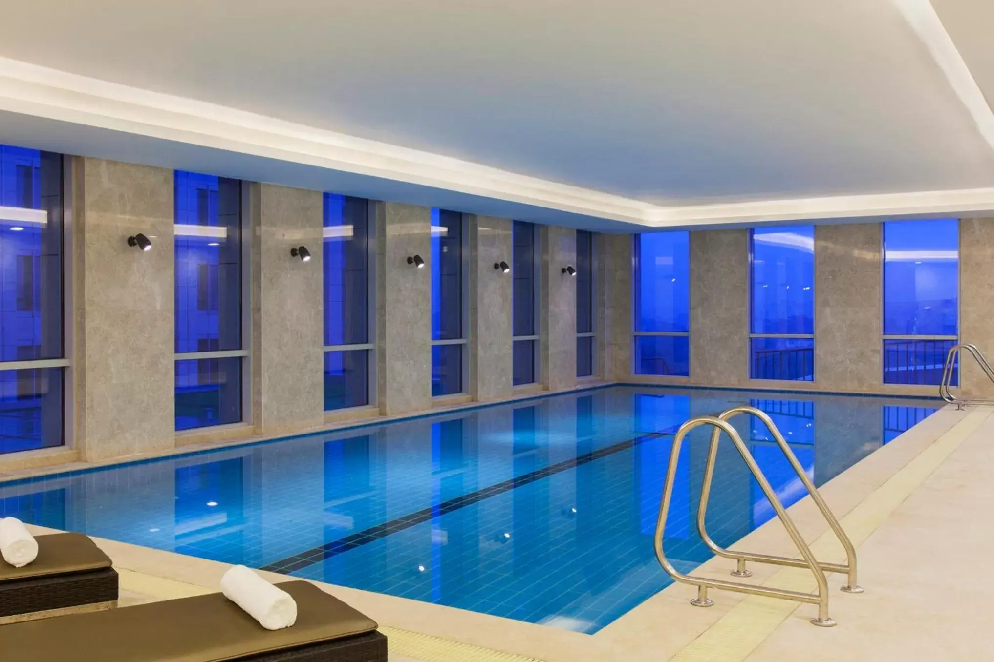 Swimming Pool in Crowne Plaza Nanjing Jiangning, an IHG Hotel