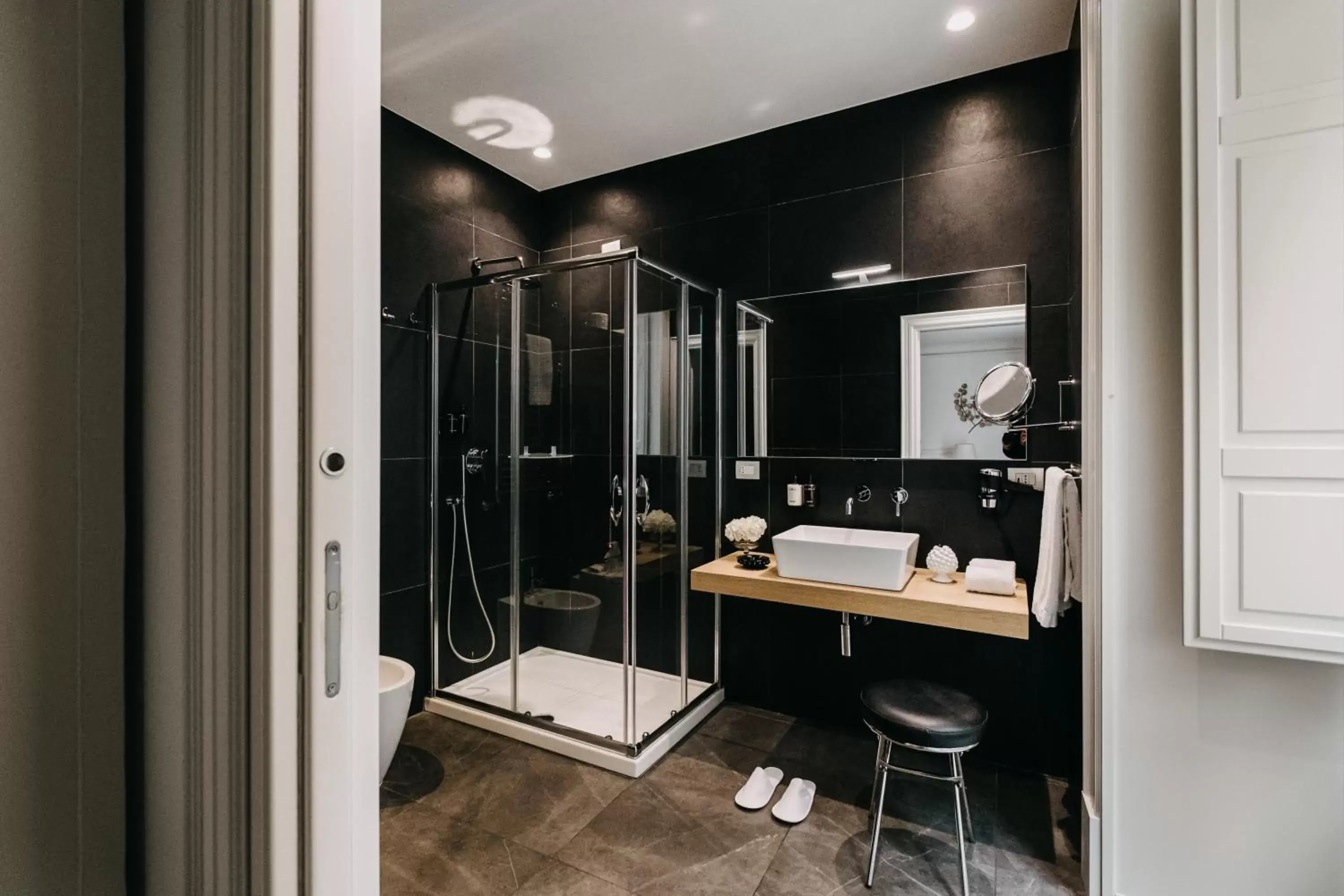 Shower, Bathroom in Palazzo Natoli Boutique Hotel