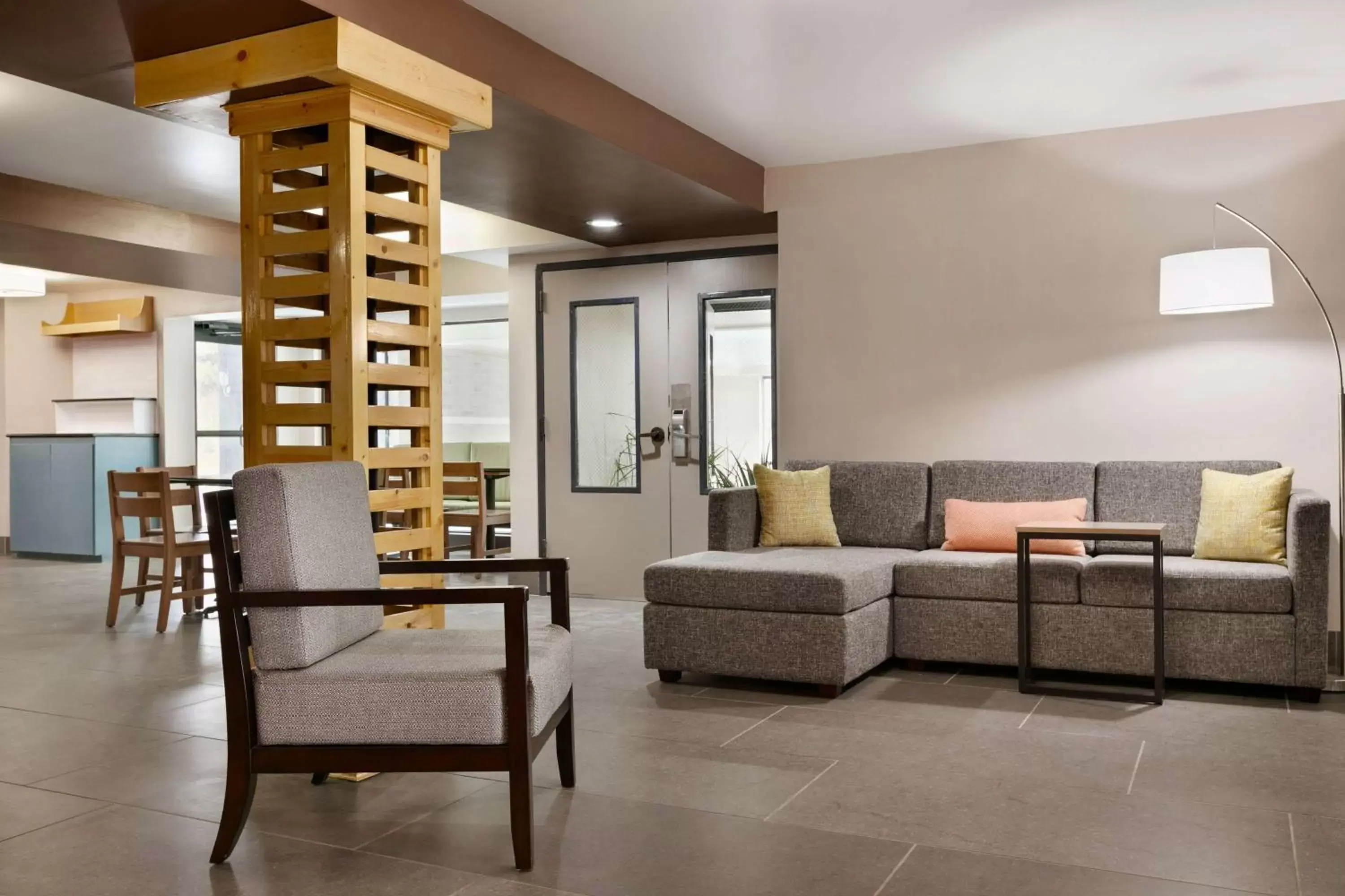 Lobby or reception, Seating Area in Country Inn & Suites by Radisson, Roanoke Rapids, NC