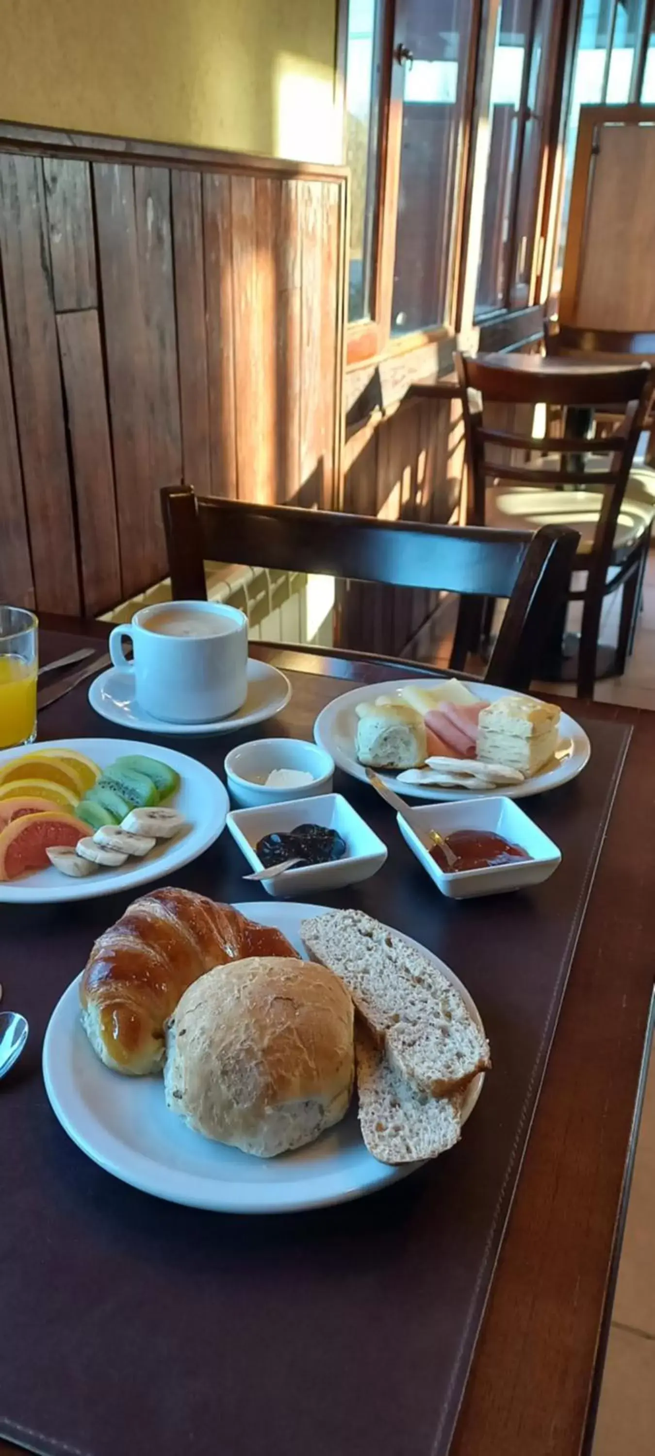 Breakfast in Hosteria Puerto San Julian