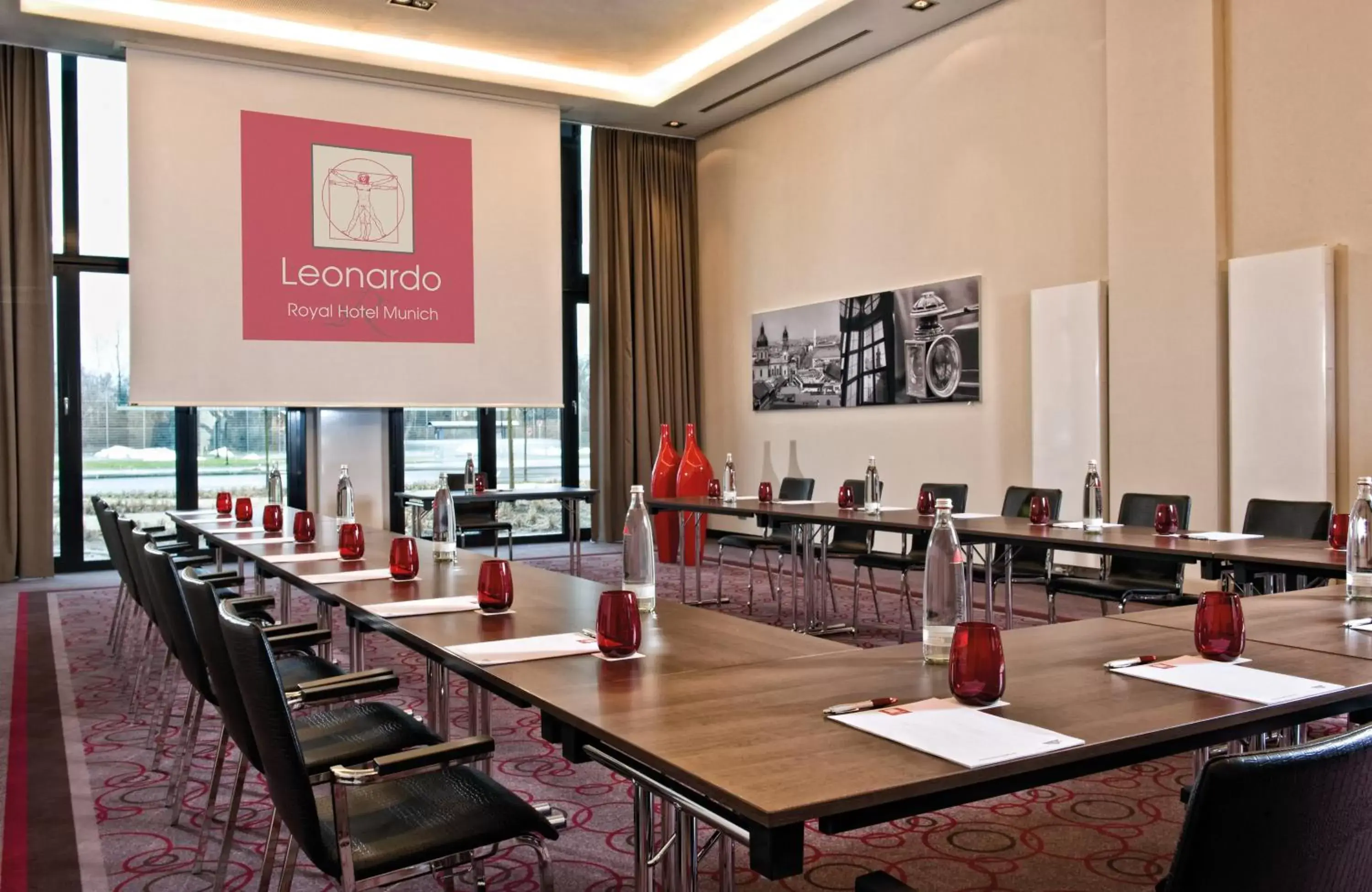 Meeting/conference room in Leonardo Royal Hotel Munich