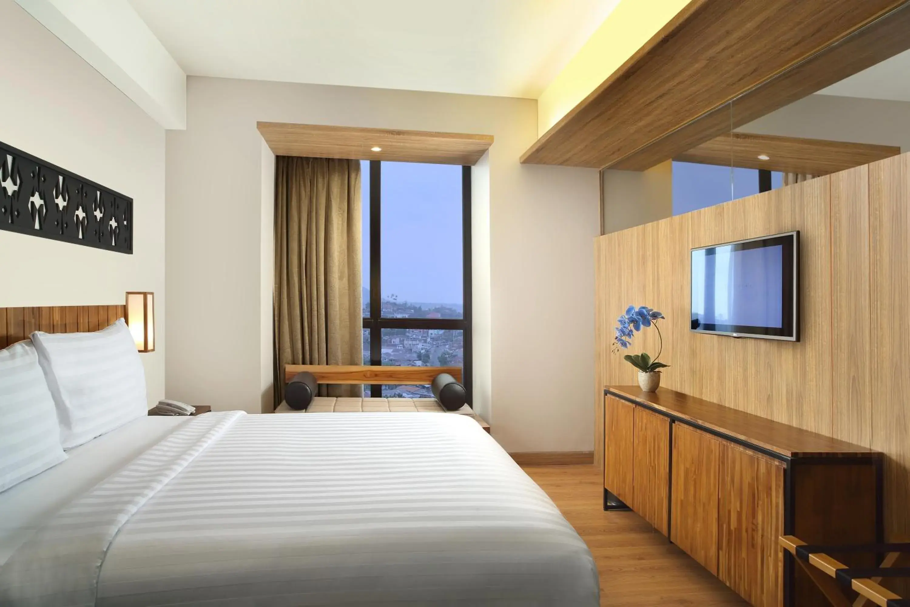 Property building, Bed in BATIQA Hotel Lampung Property building, Bed in BATIQA Hotel Lampung