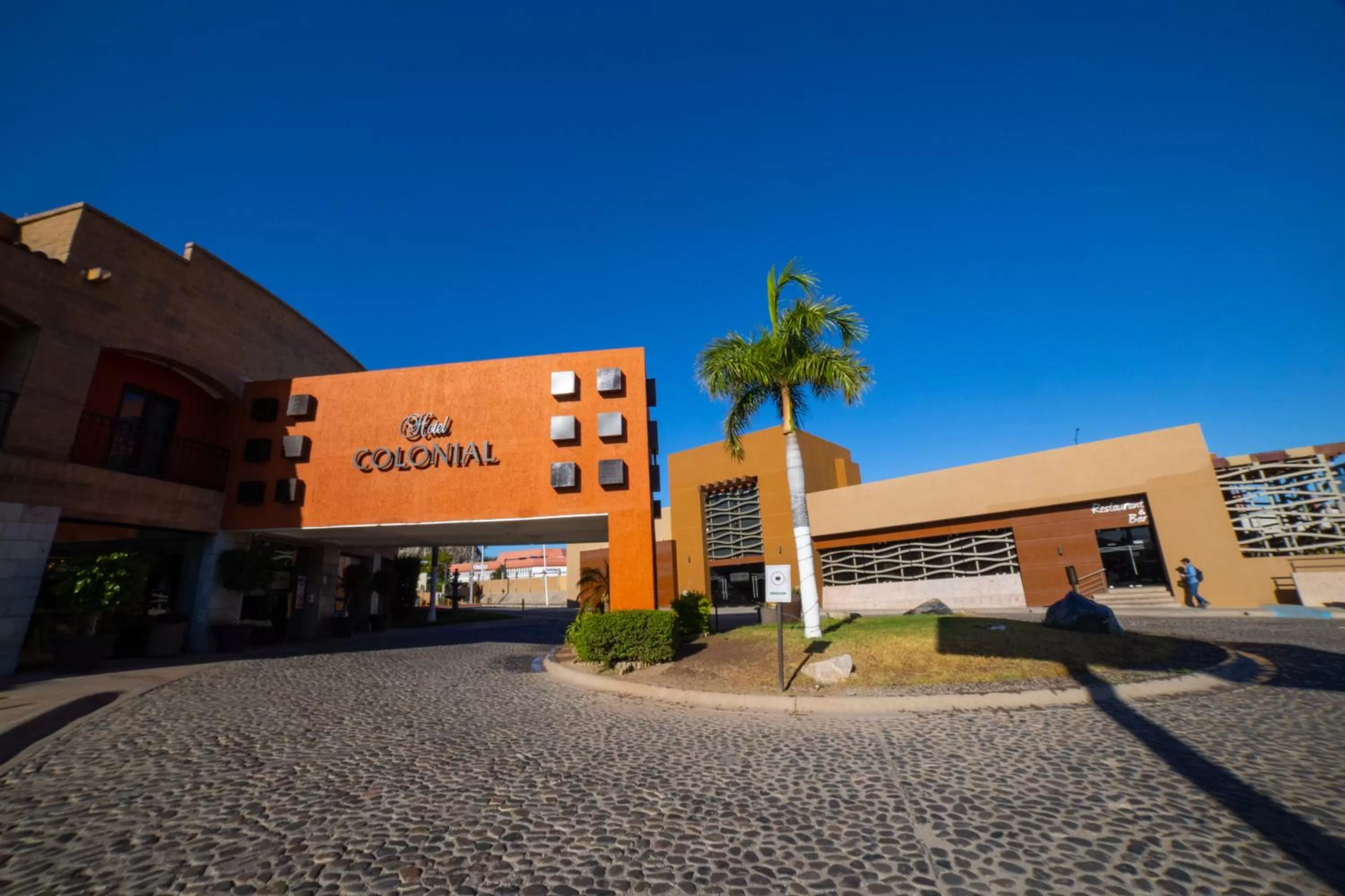 Property building in Hotel Colonial Hermosillo