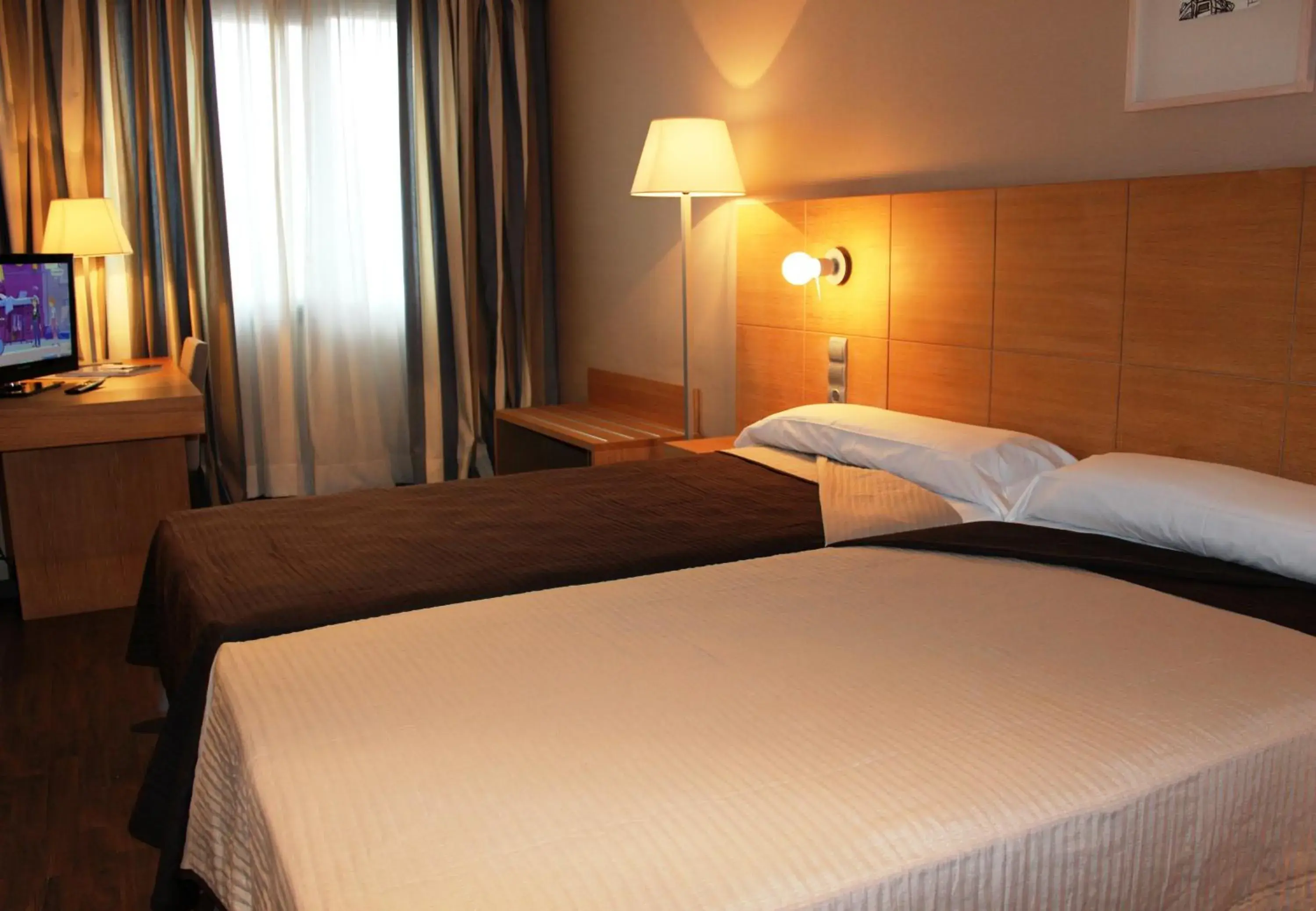 Photo of the whole room, Bed in Eurohotel Castellon