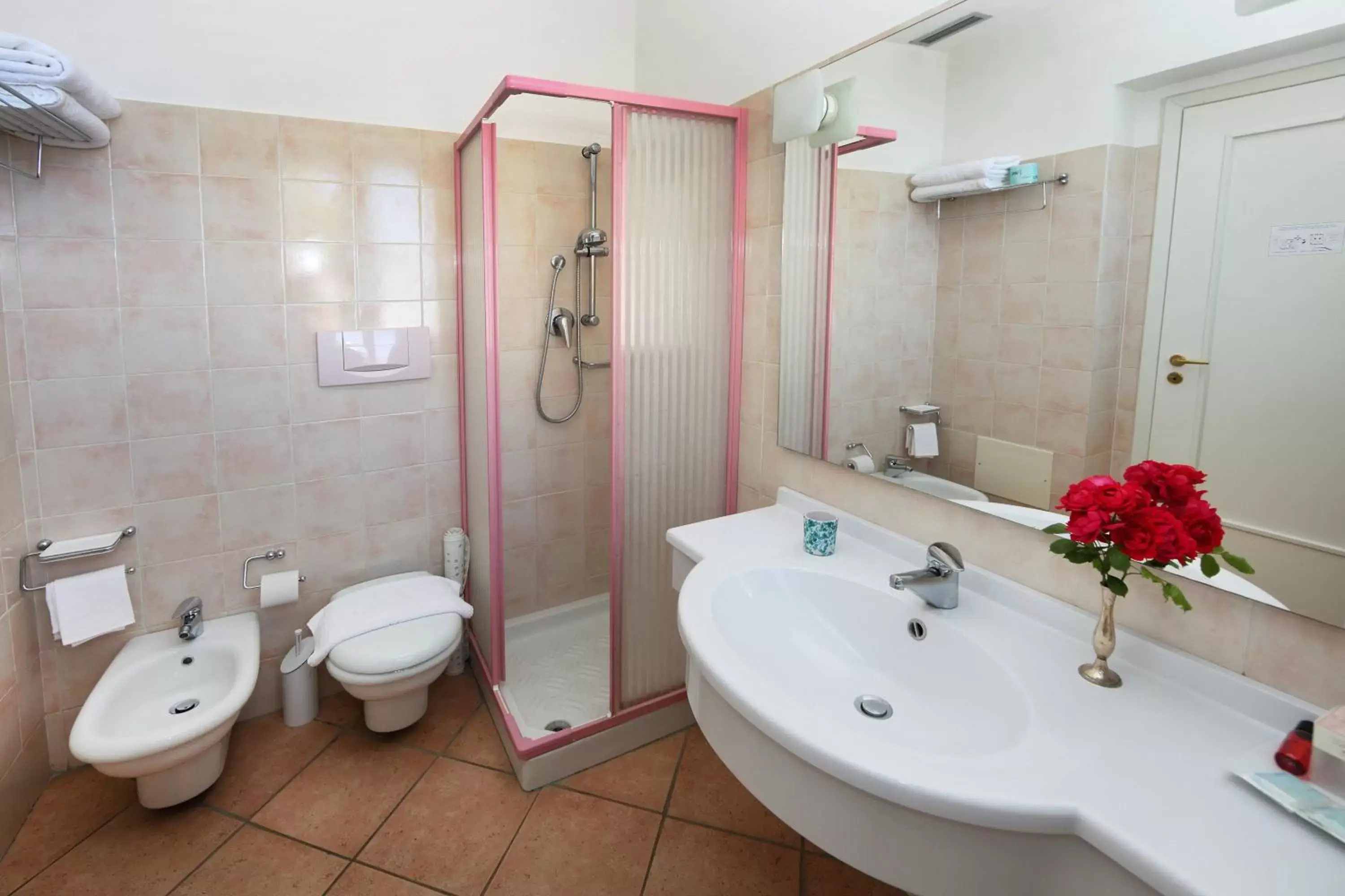 Superior Double or Twin Room with View - single occupancy in Hotel Villa Sonia Superior Double or Twin Room with View - single occupancy in Hotel Villa Sonia