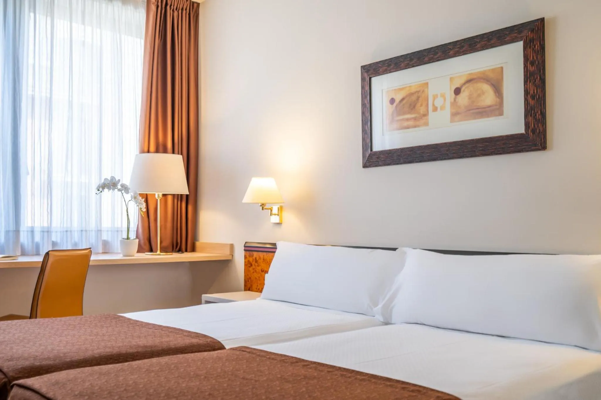 Bed in Hotel Glòries