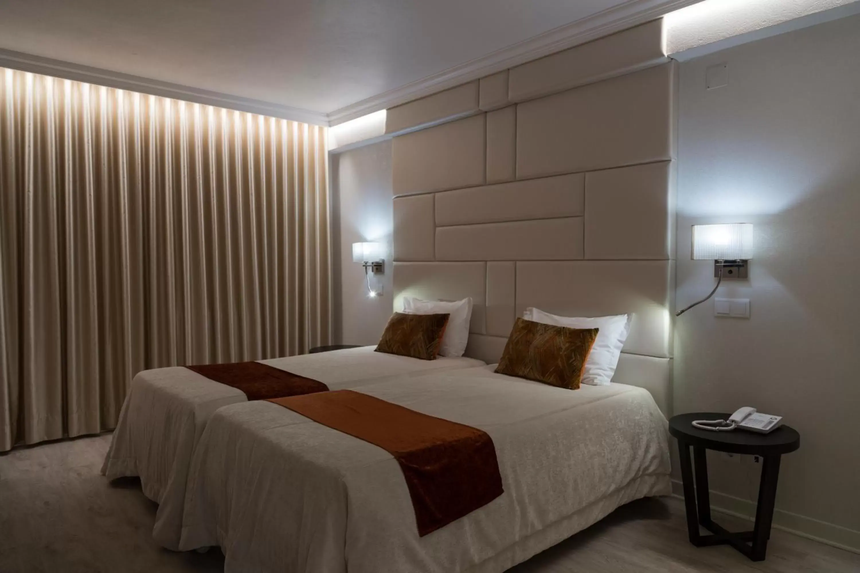 Bed in Josefa D`Obidos Hotel Bed in Josefa D`Obidos Hotel