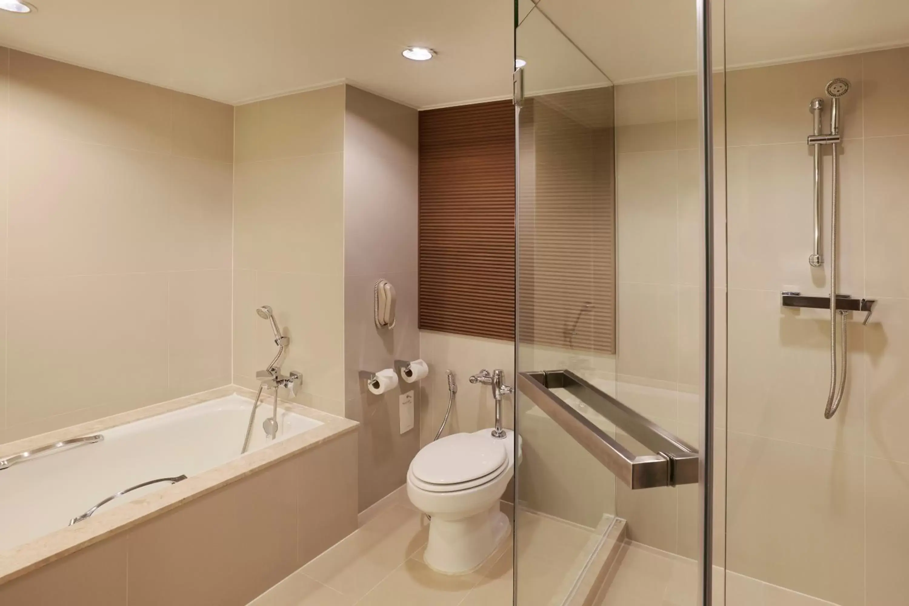Shower, Bathroom in Dusit Princess Srinakarin Bangkok - SHA Plus