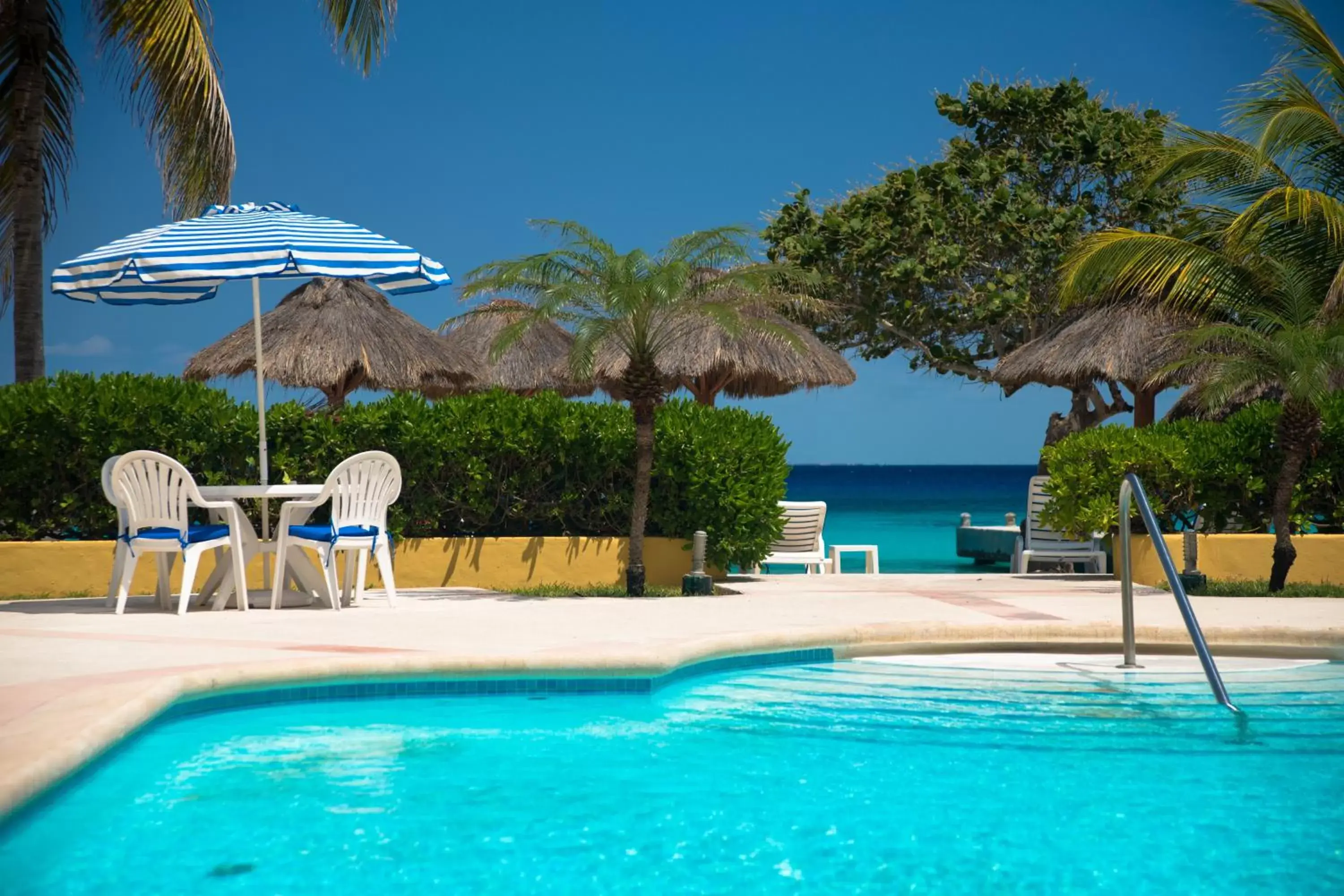 Day, Swimming Pool in Playa Azul Cozumel