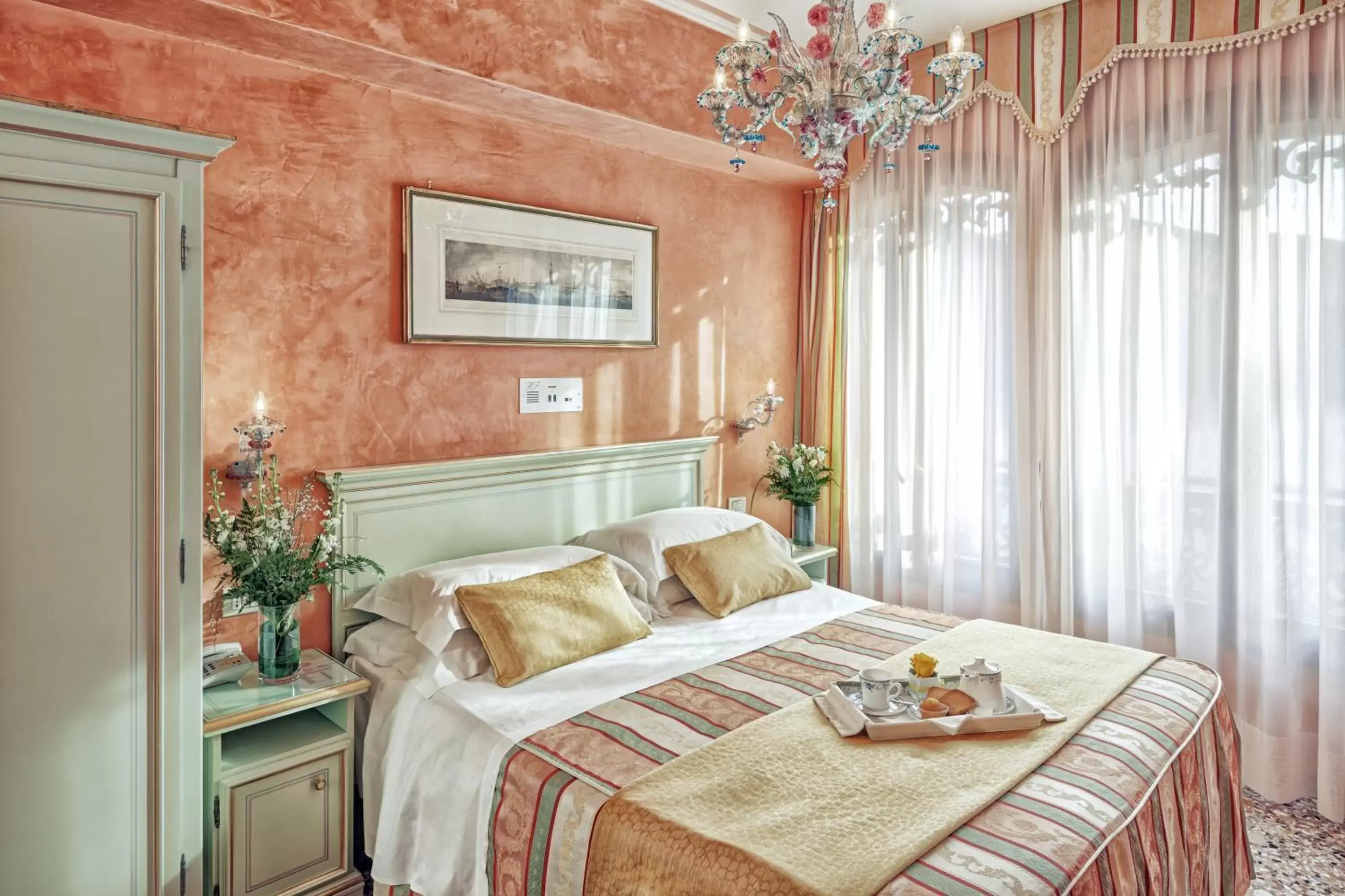 Bedroom in Hotel Firenze