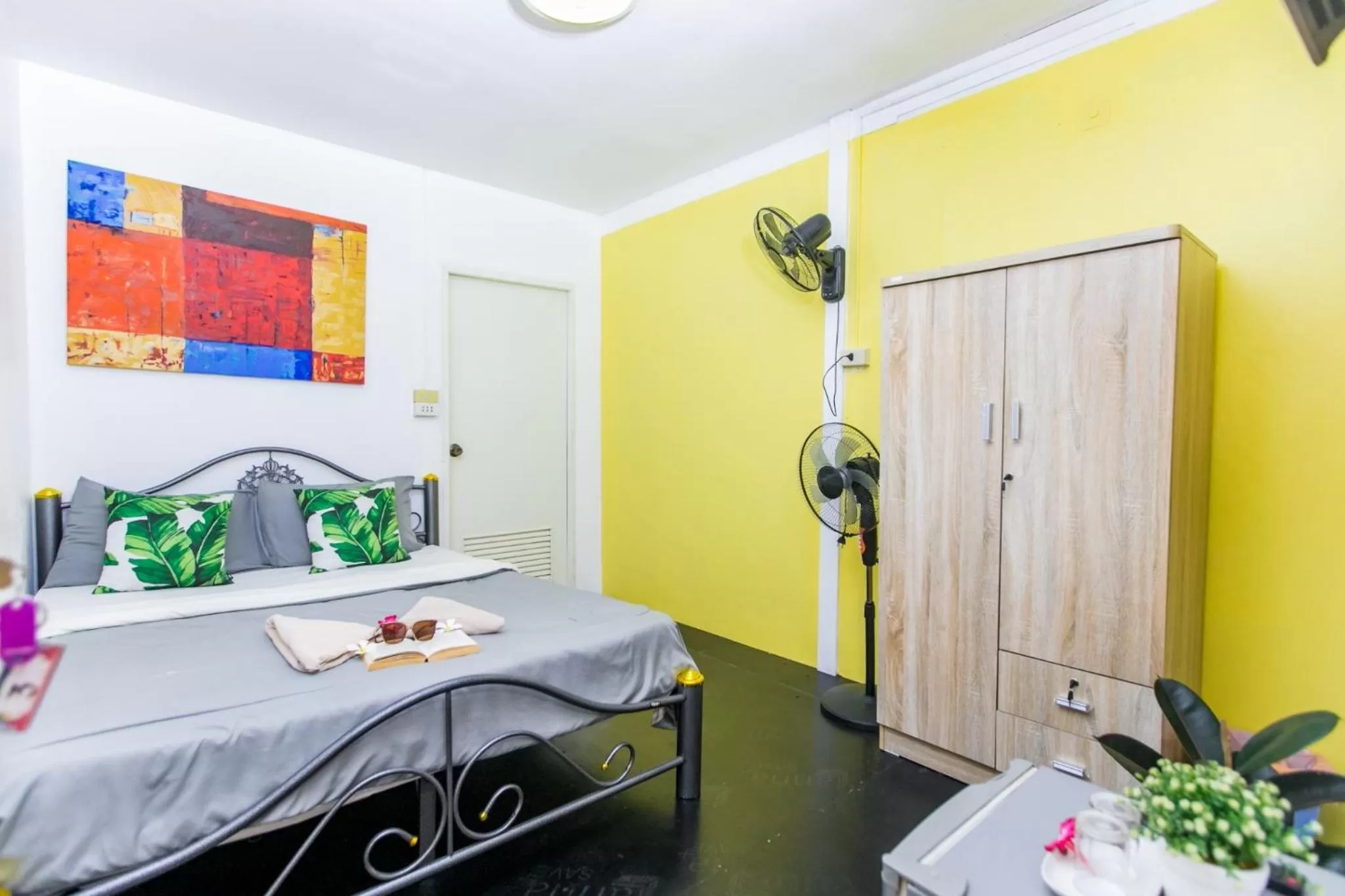 Double Fan Room with Private Bathroom in MANDARIN LODGE by victor